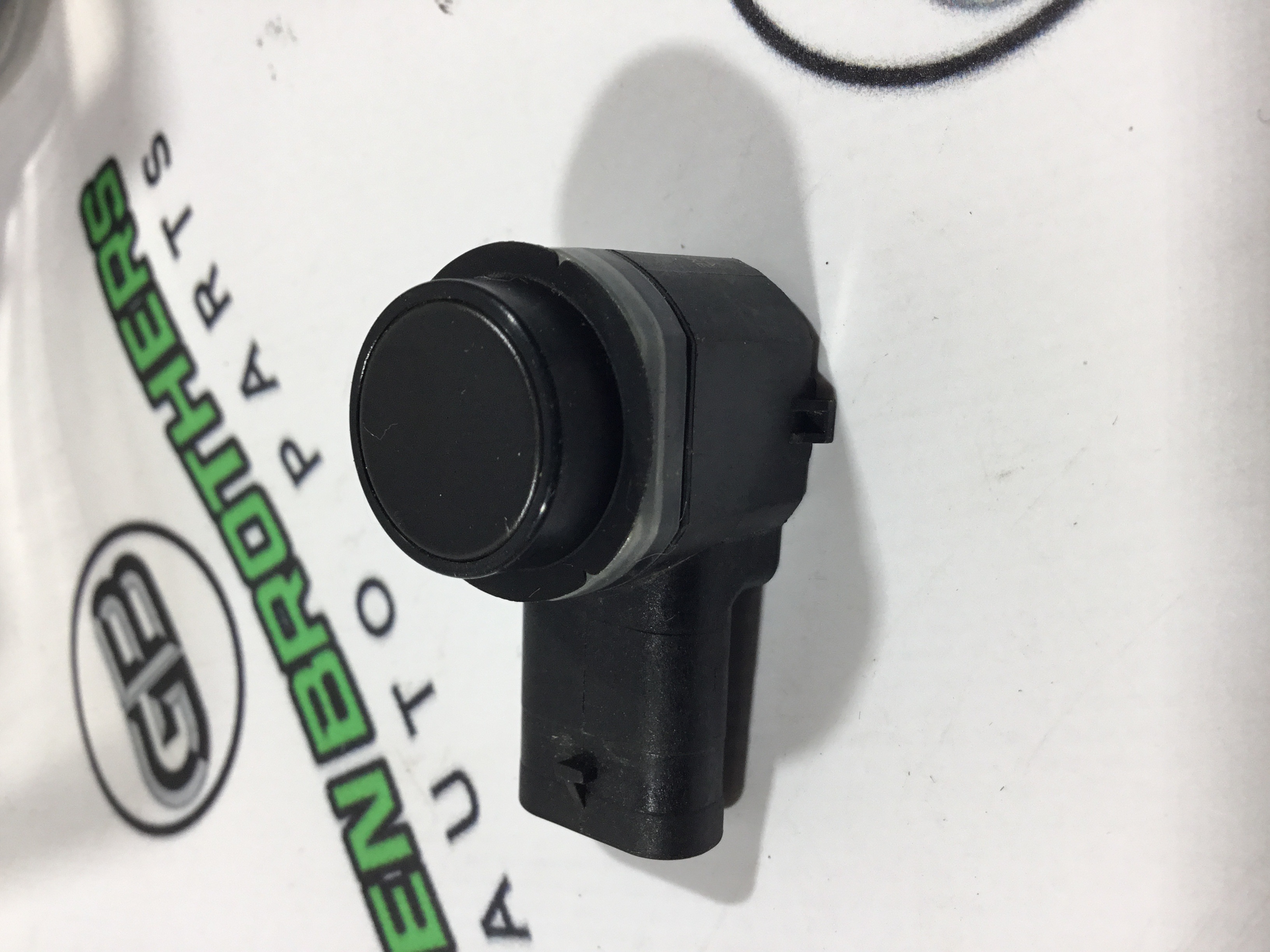 Парктронік, кріплення, корпус