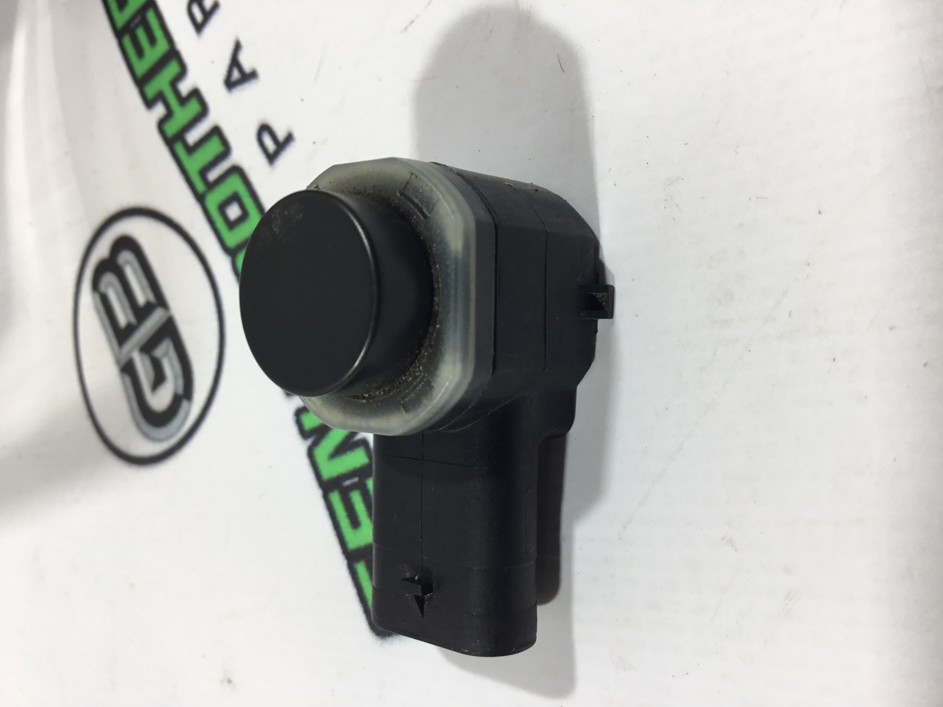 Парктронік, кріплення, корпус