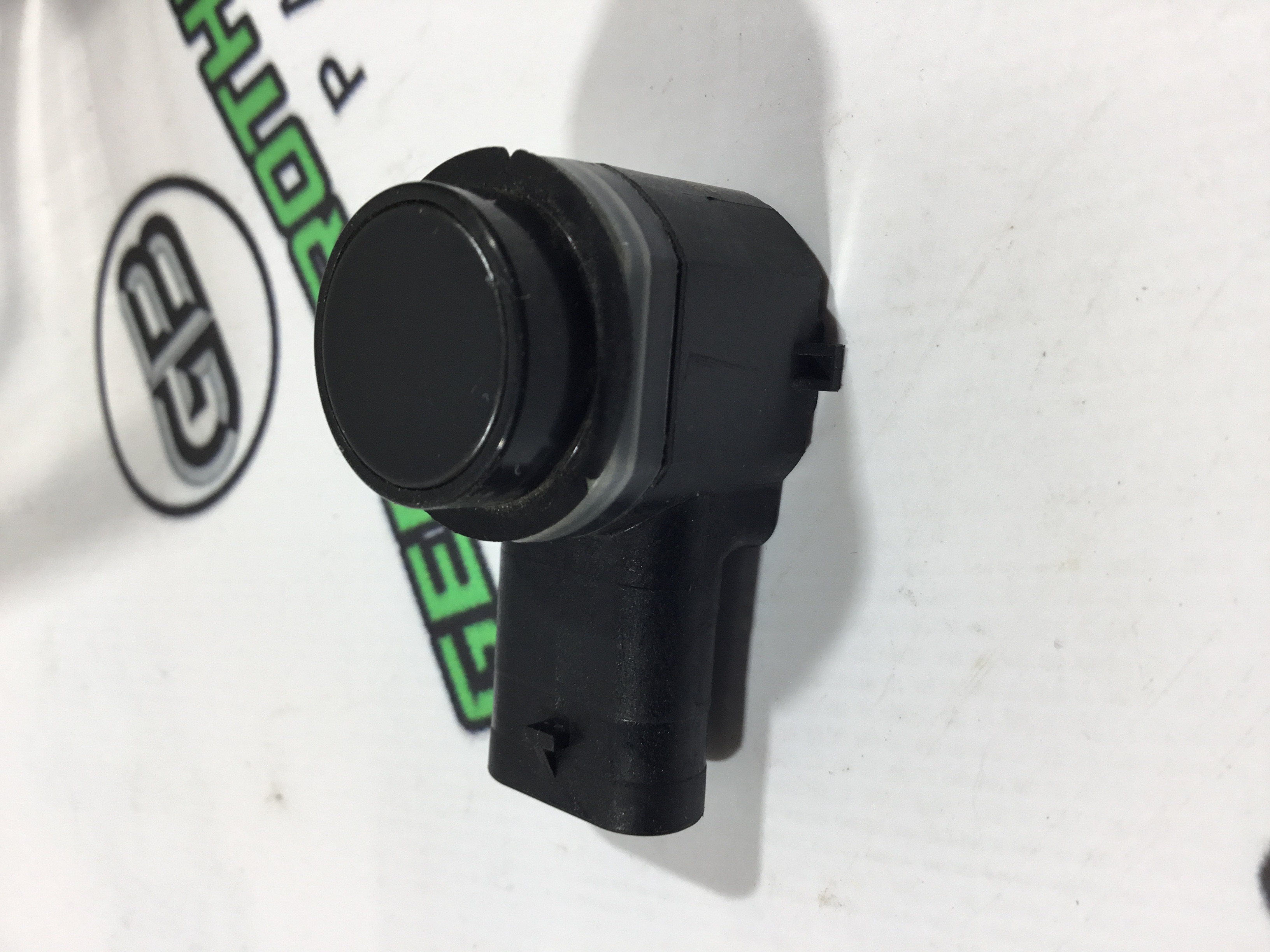 Парктронік, кріплення, корпус