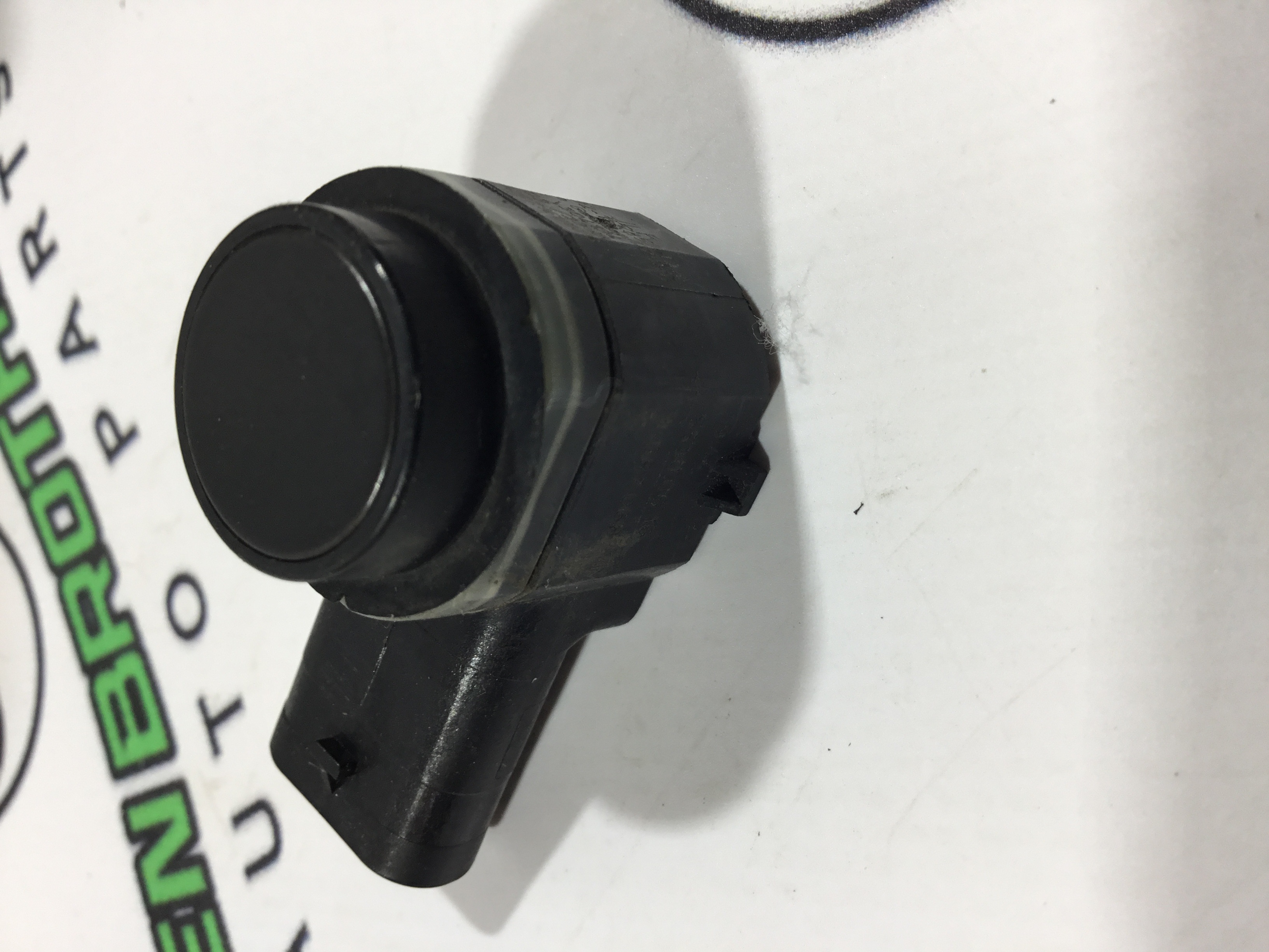 Парктронік, кріплення, корпус