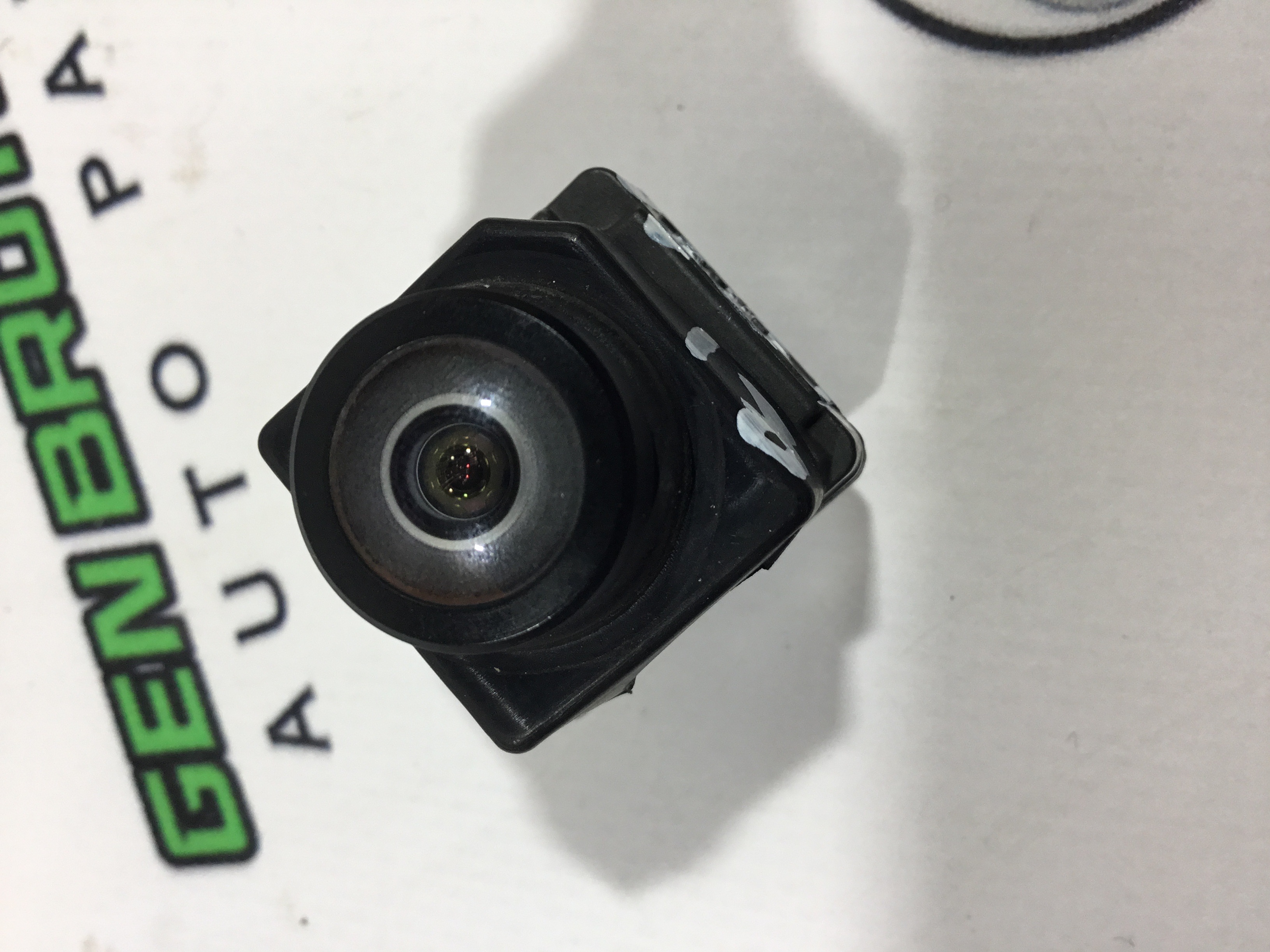 Камера, кріплення камери, корпус