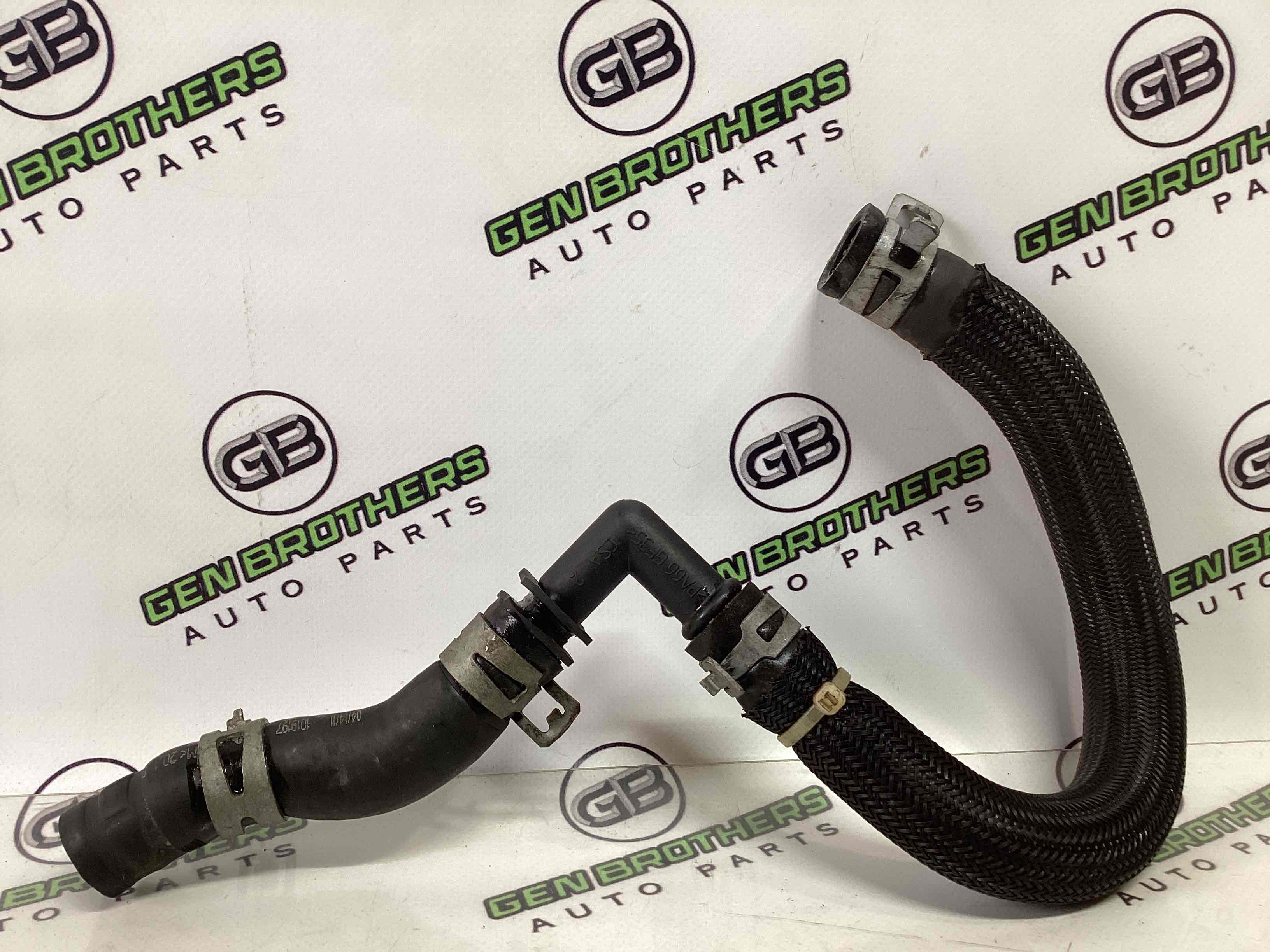 Патрубок трубопровід, шланг