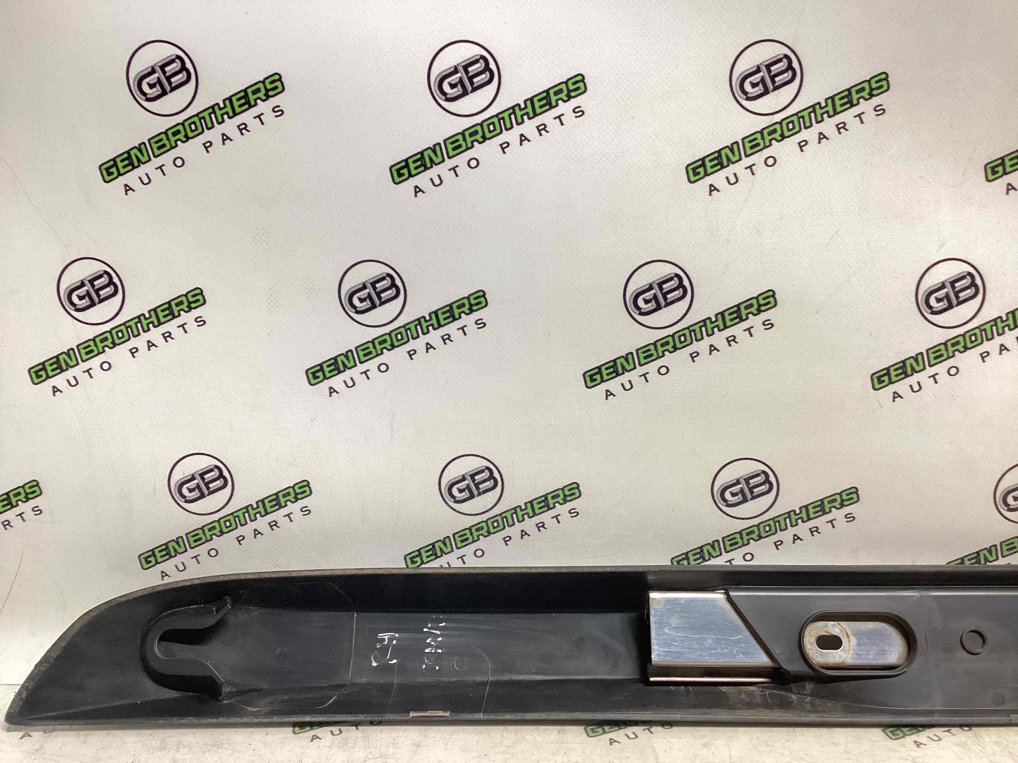 Молдинг даху, рейлінг на дах, накладки