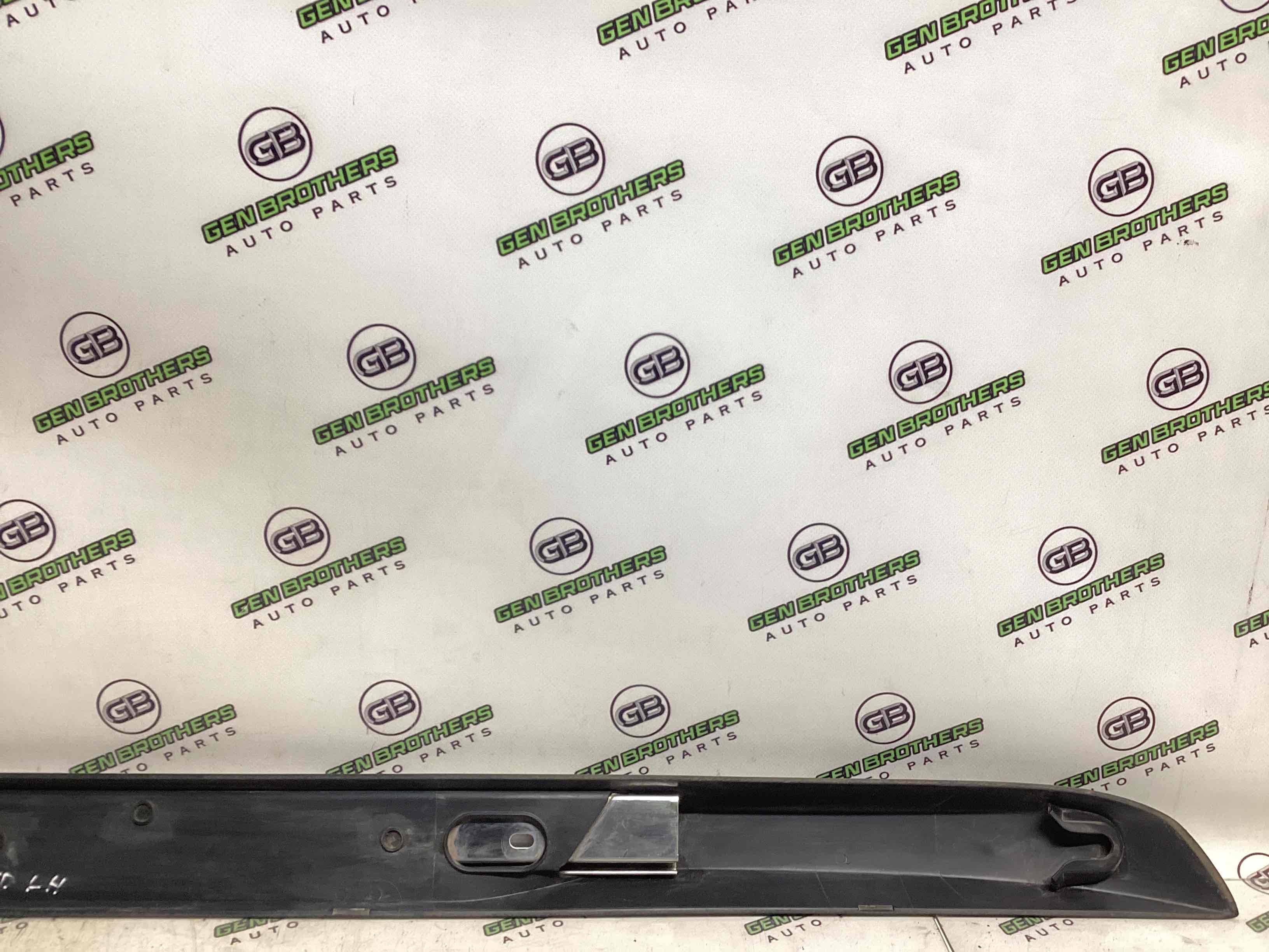 Молдинг даху, рейлінг на дах, накладки