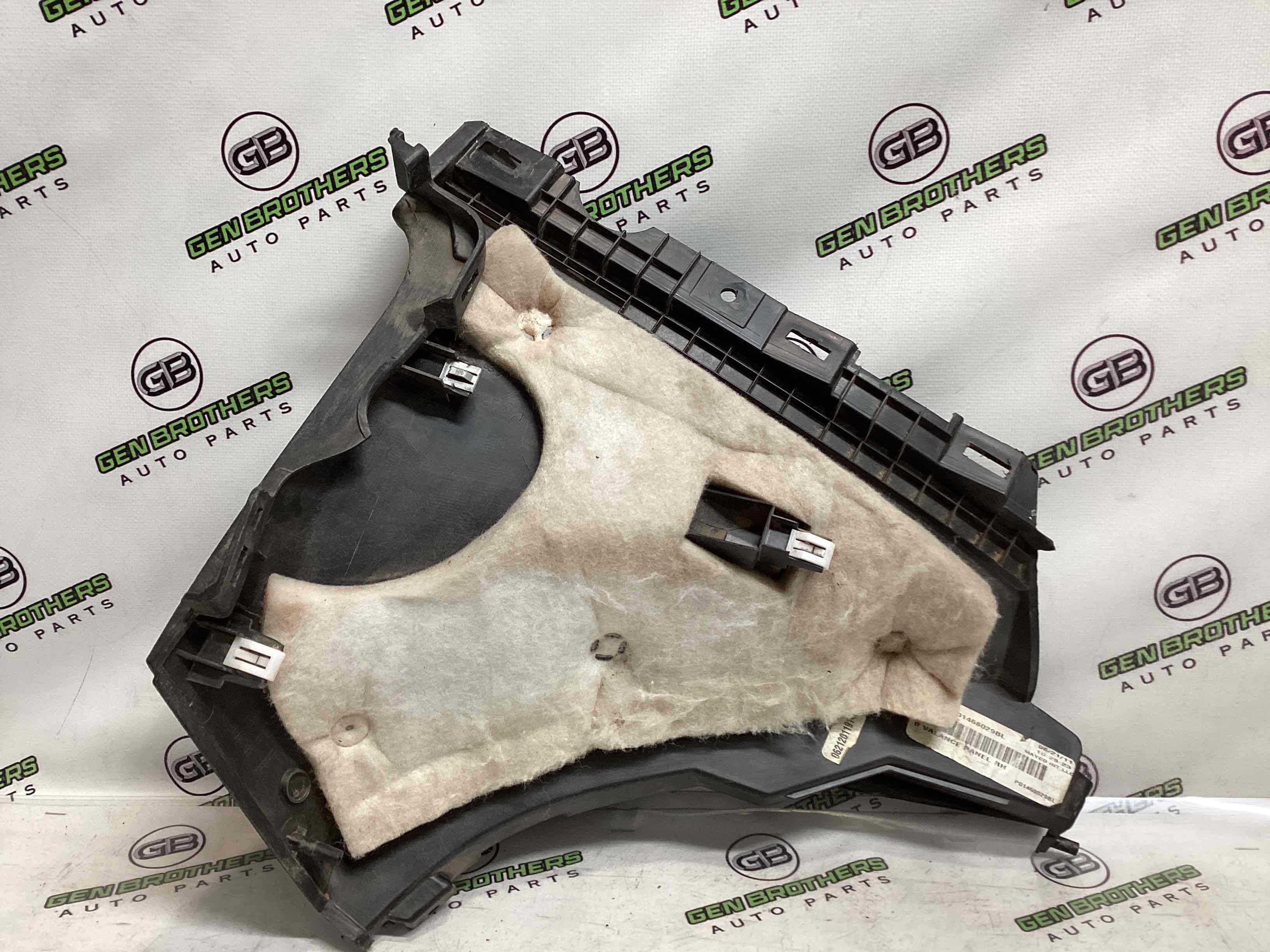 Оздоблення центральної консолі