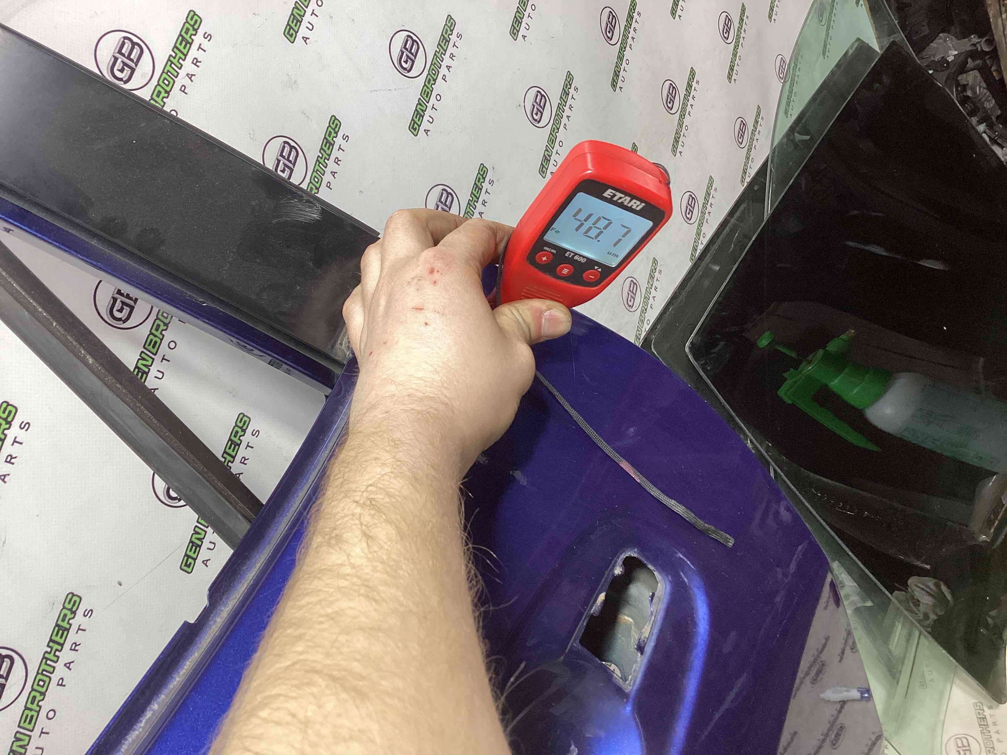 Двері задні ліві