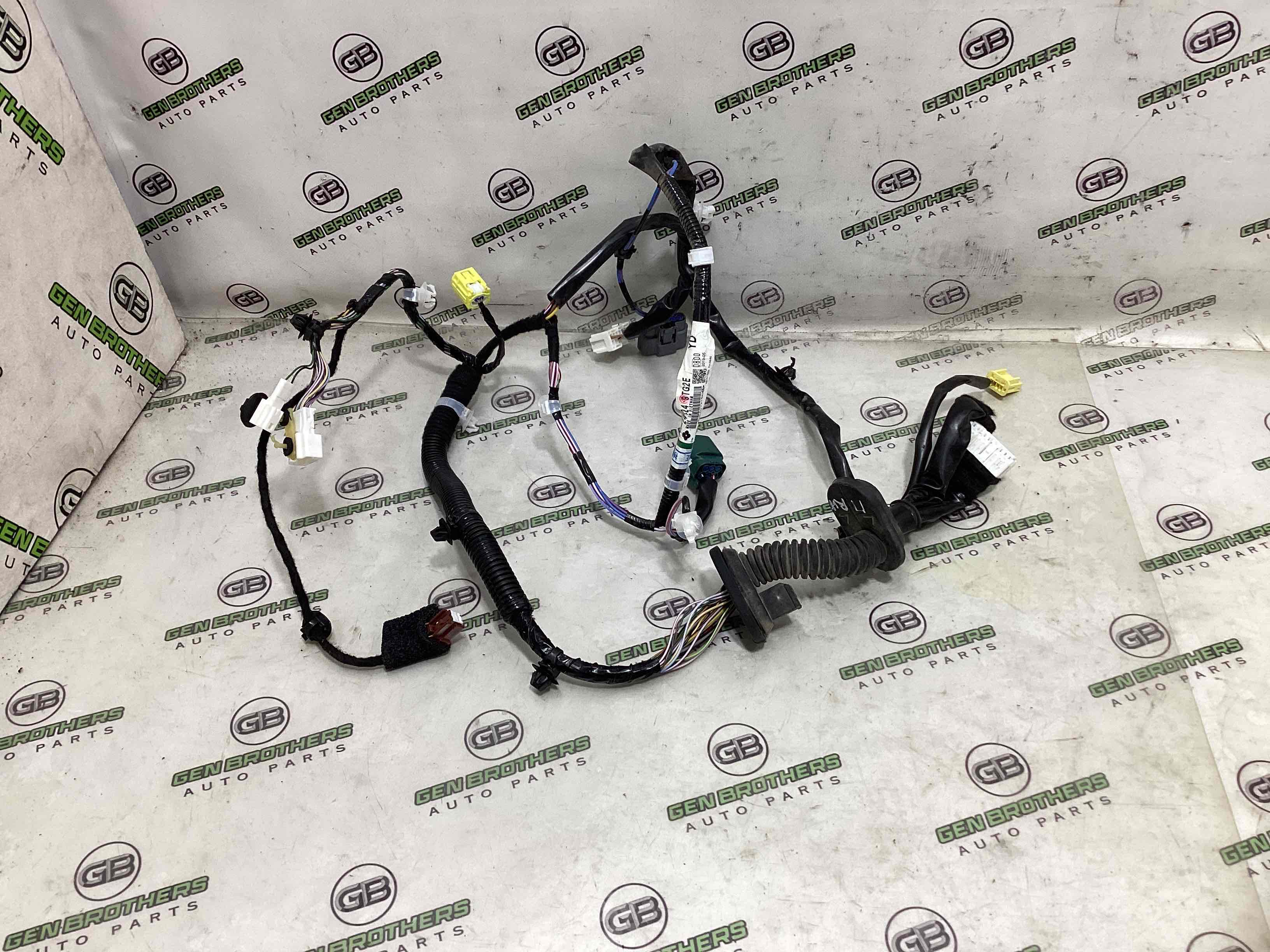 Електропроводка дверей, кришки багажника коса