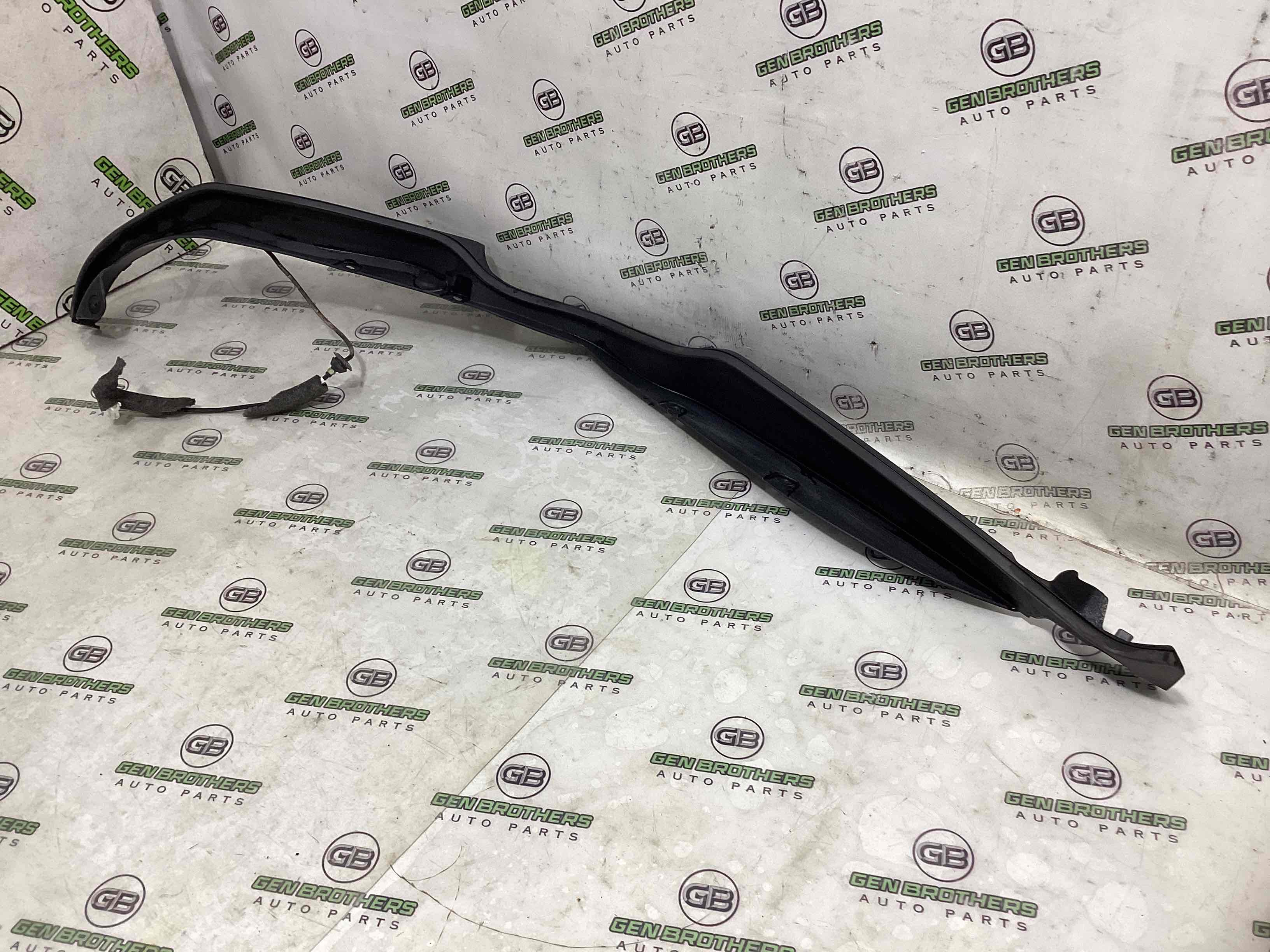 Датчик відкриття кришки багажника