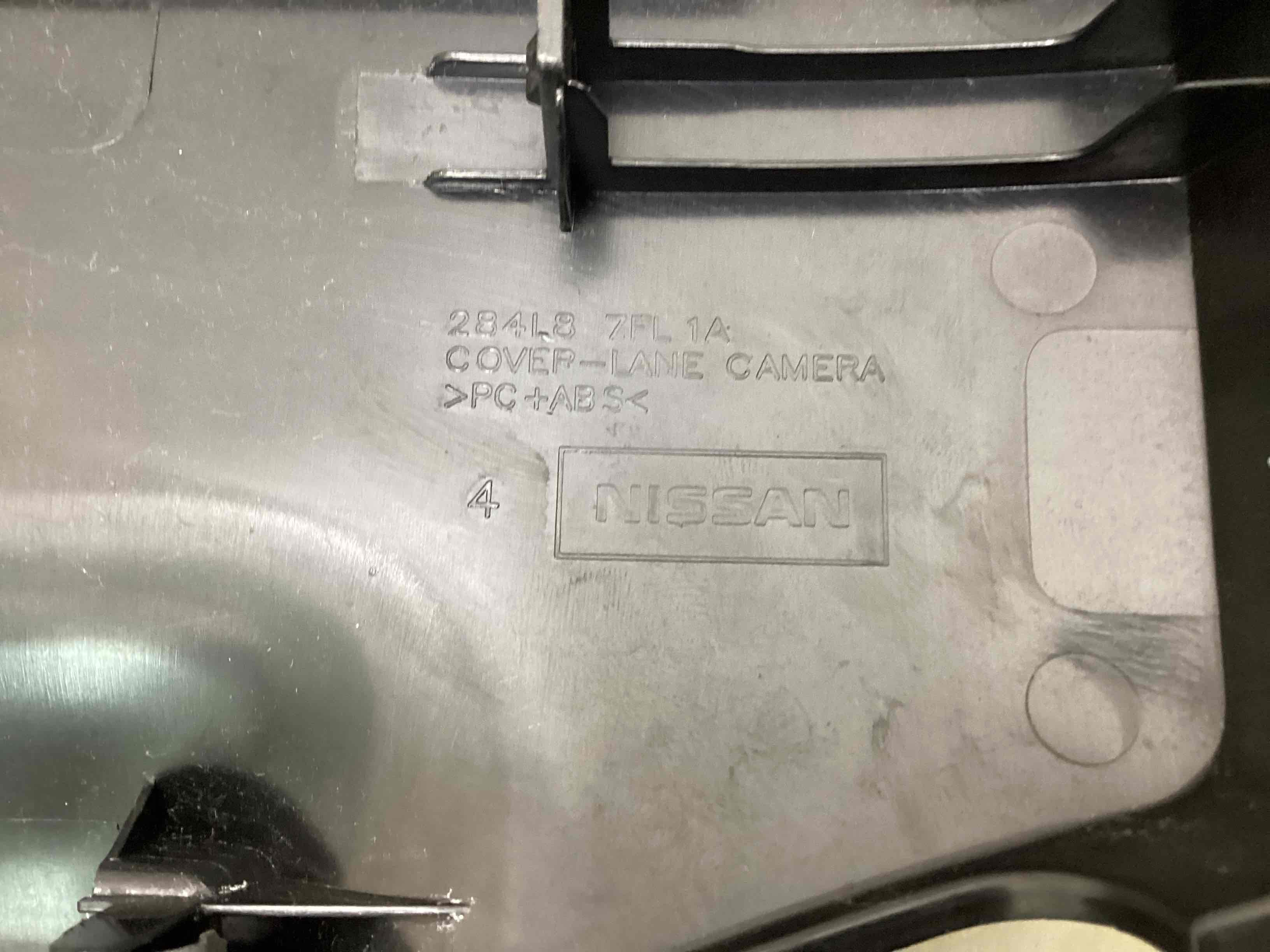 Камера, кріплення камери, корпус