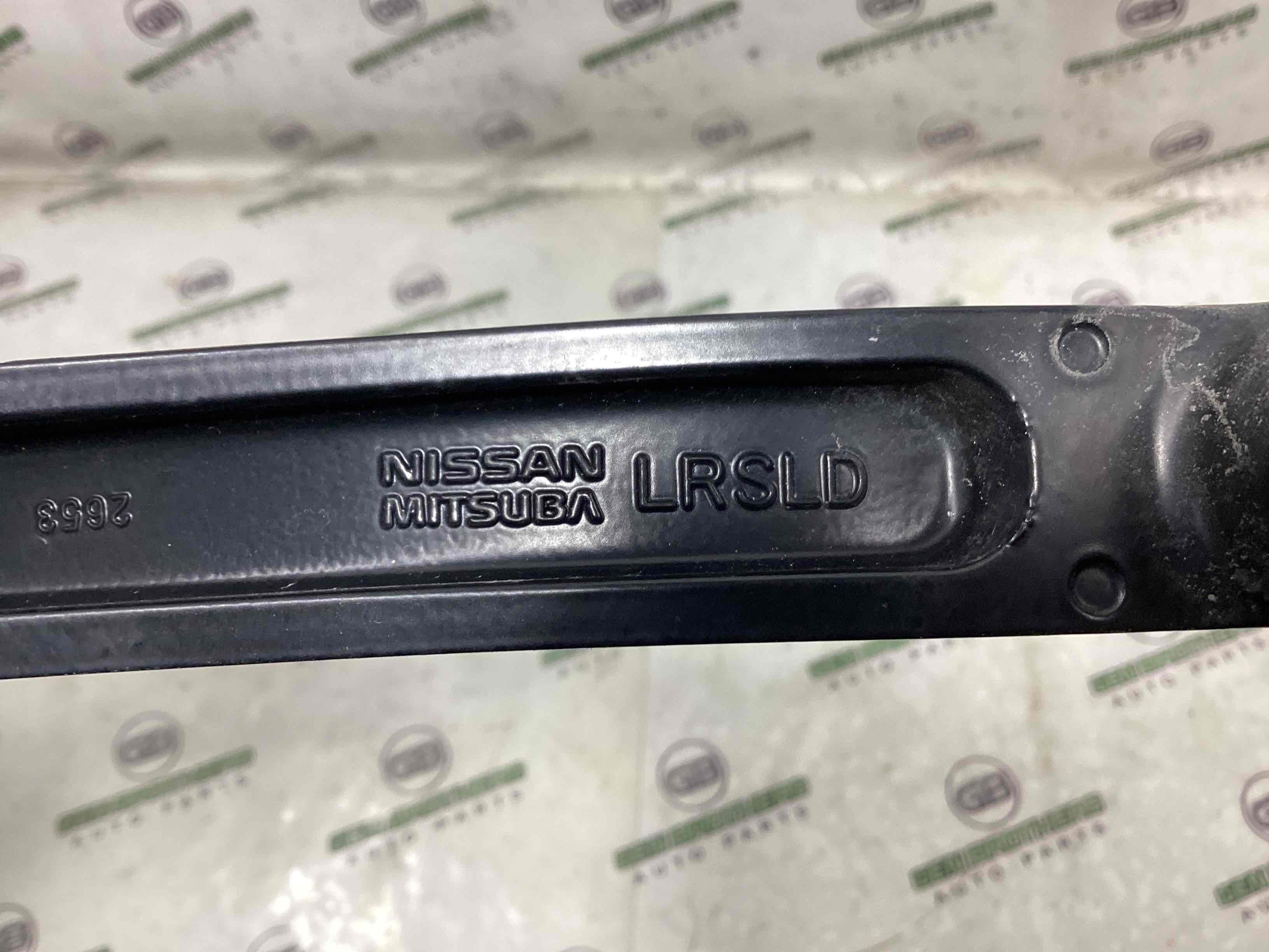 Механізм склоочисника, трапеція двірників