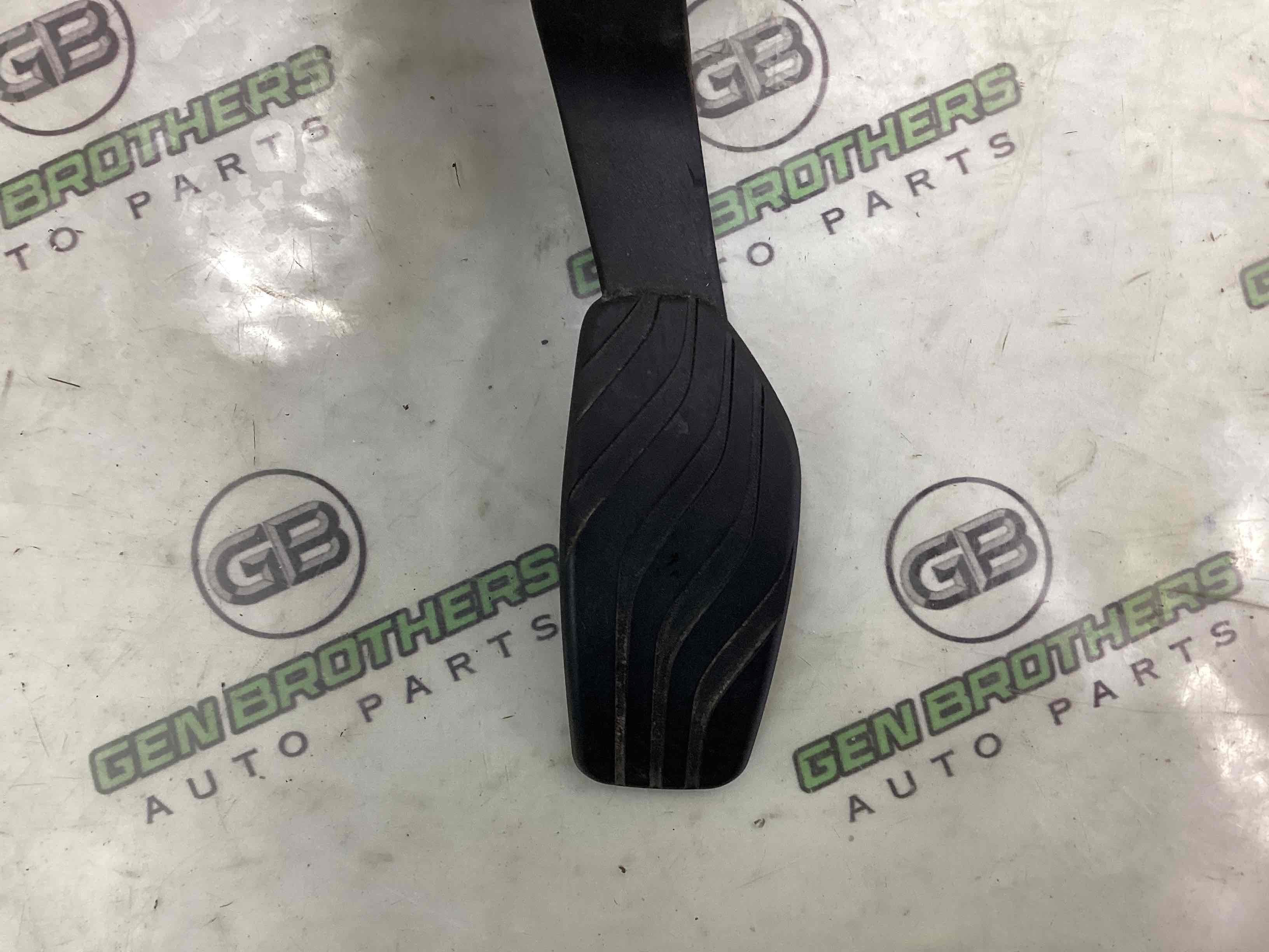 Педаль газу