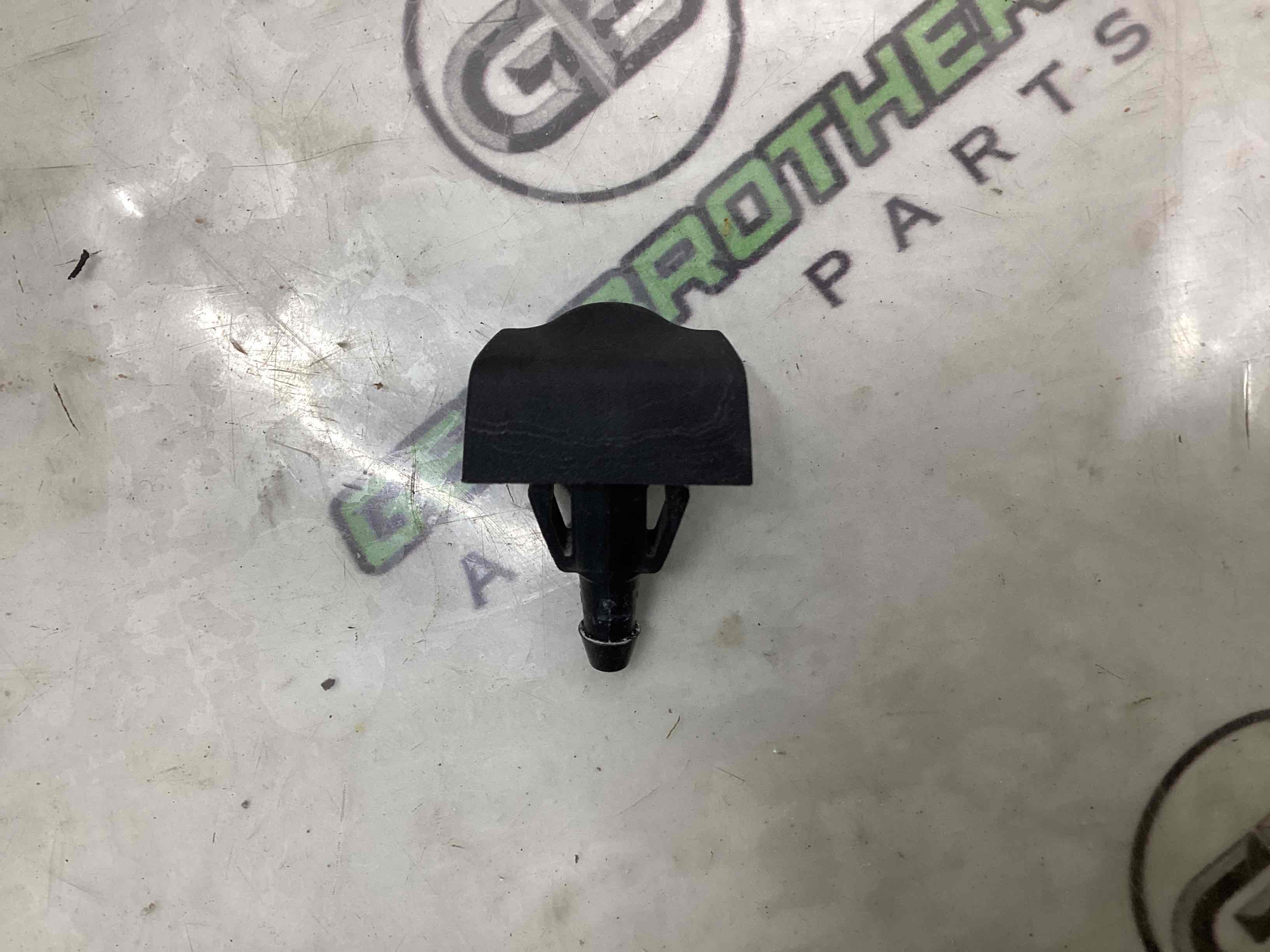 Форсунка омивача, насос омивача, шланг омивача