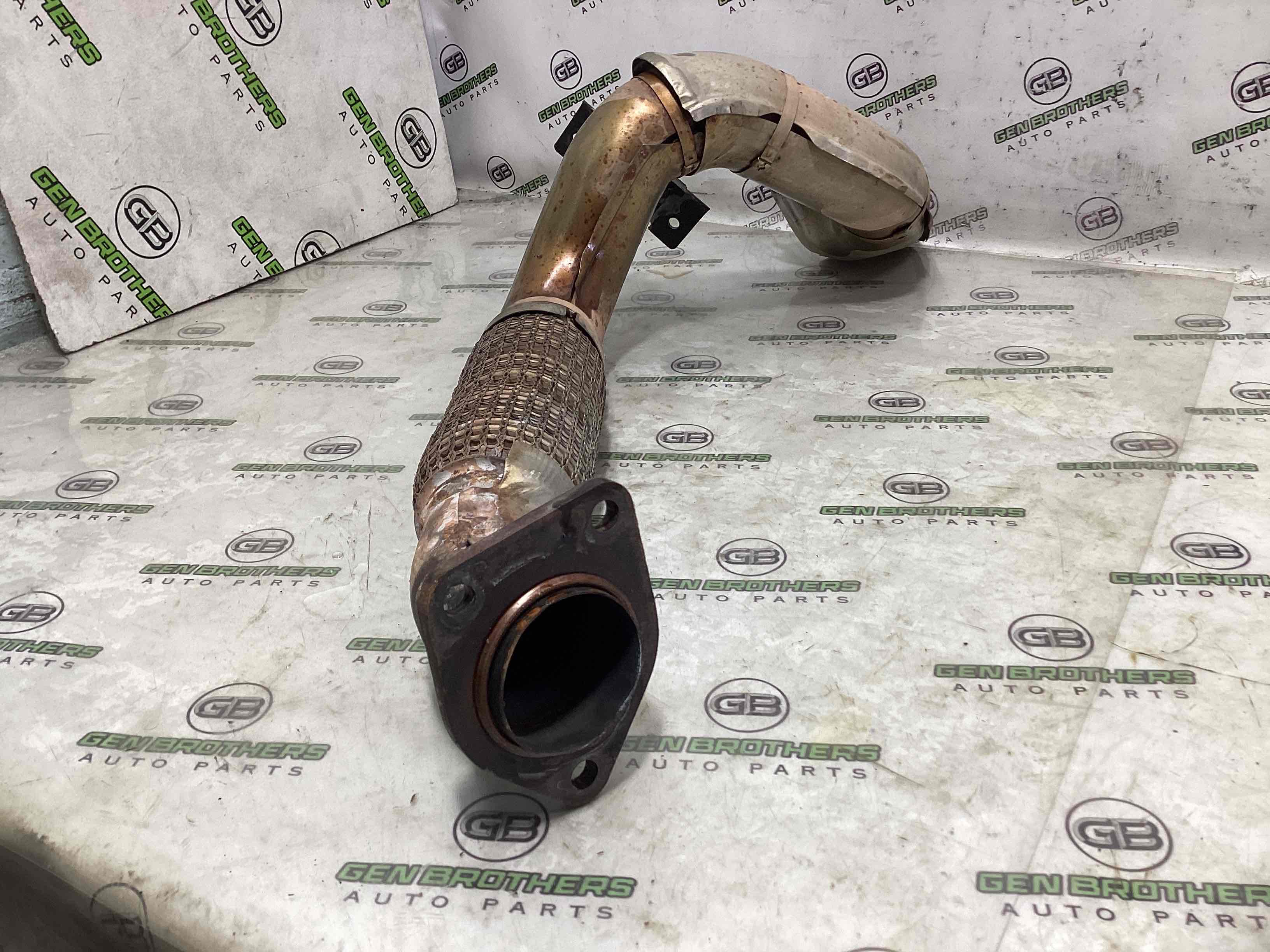 Приймальна труба глушника