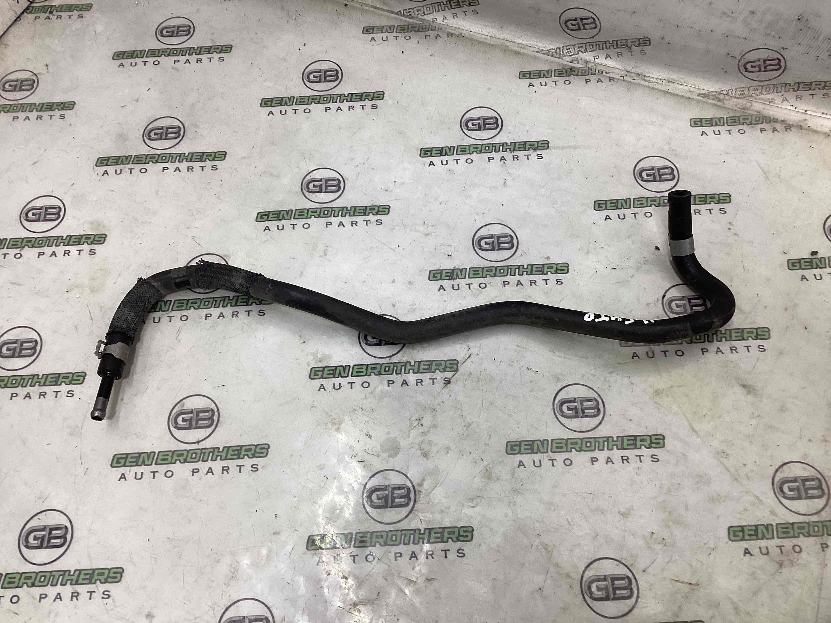 Патрубок радіаторів