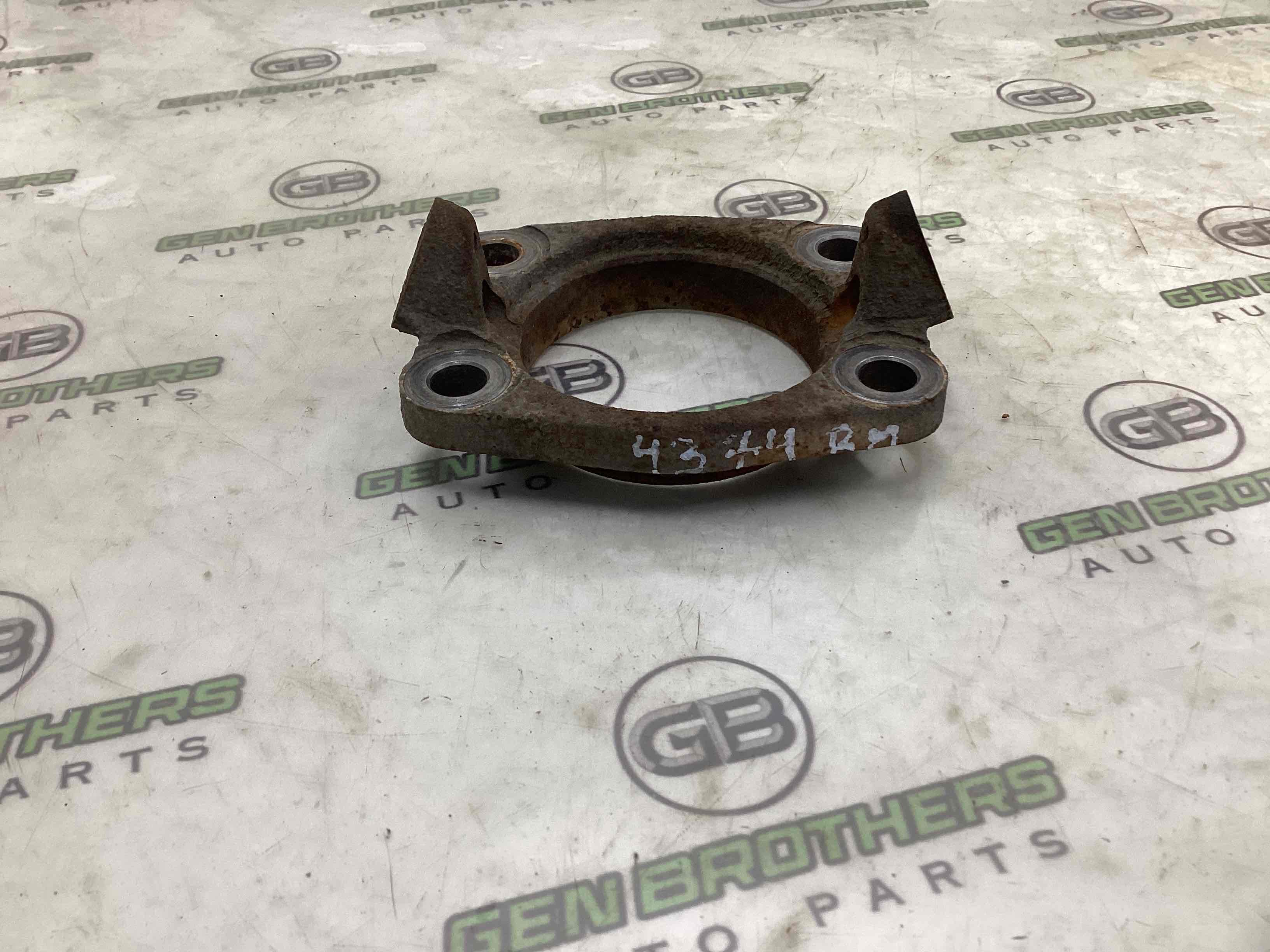 Кріплення, кронштейн