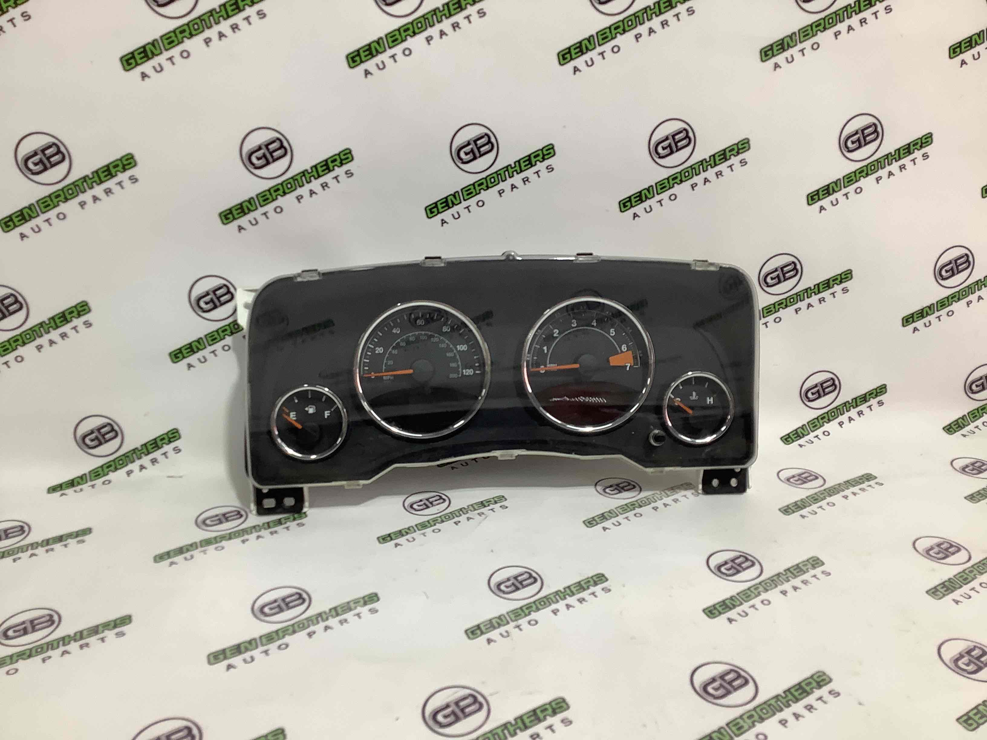 Щиток приладів панель приладів