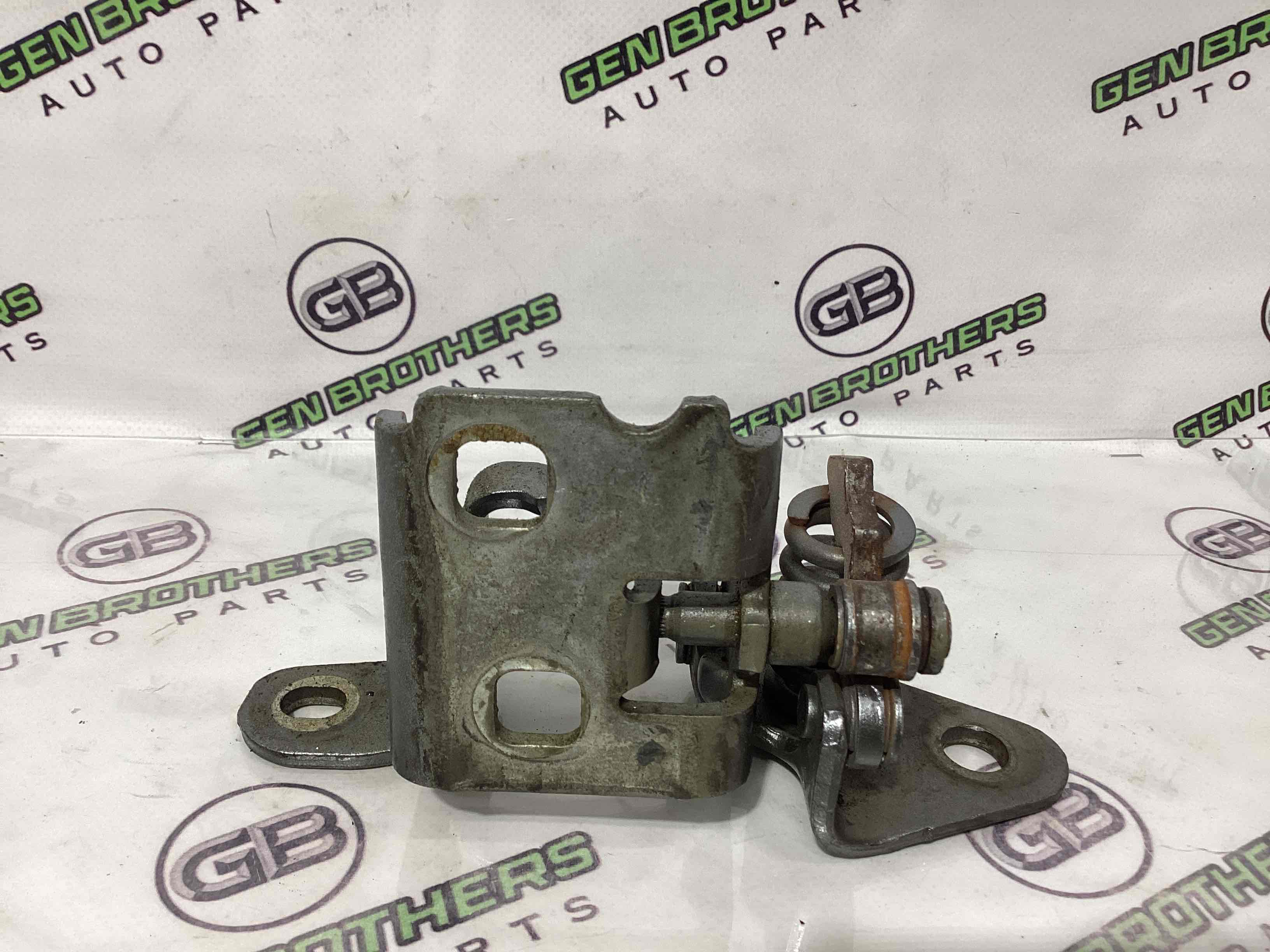 Петля двері, замок двері