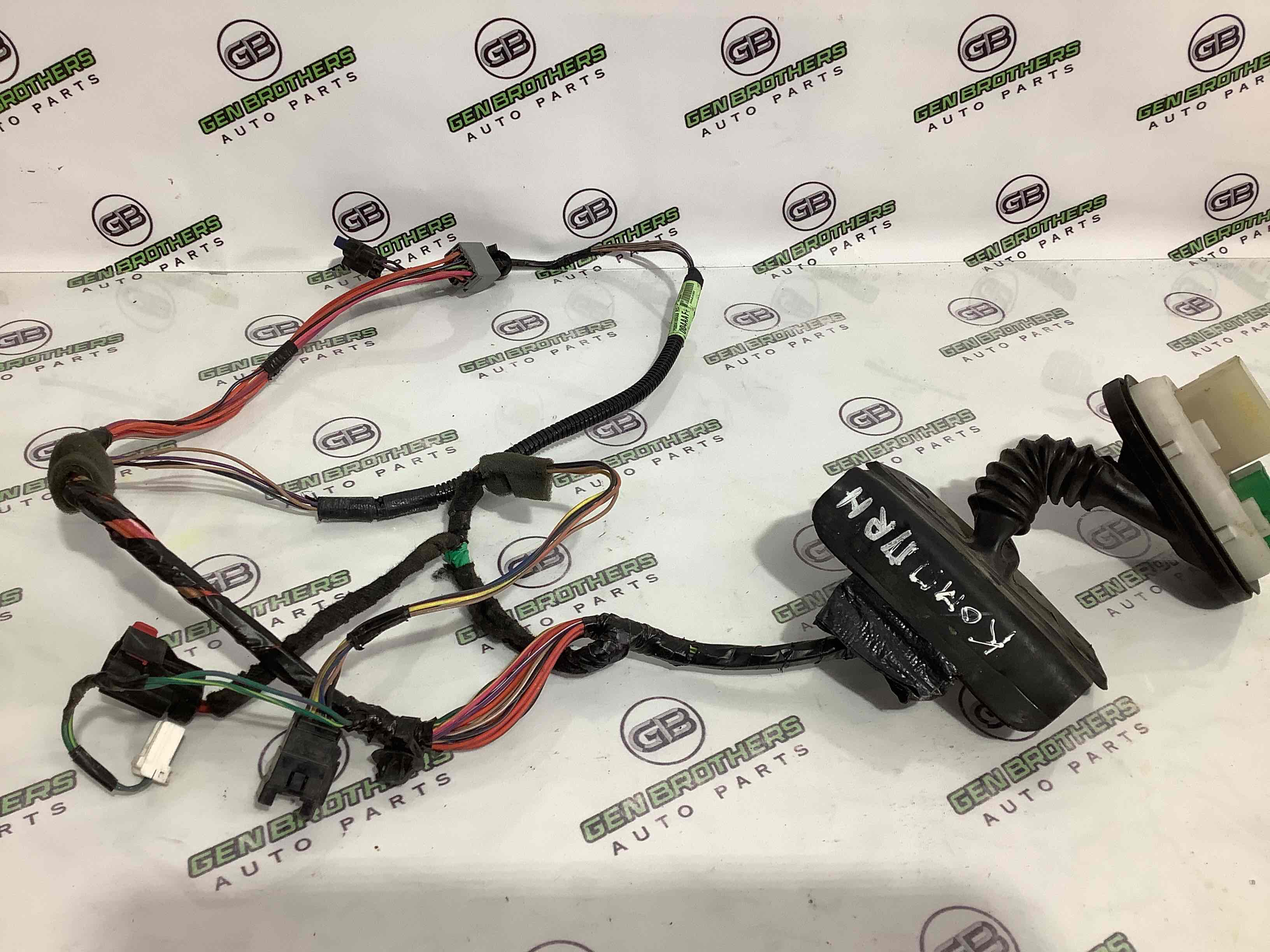 Електропроводка дверей, кришки багажника коса