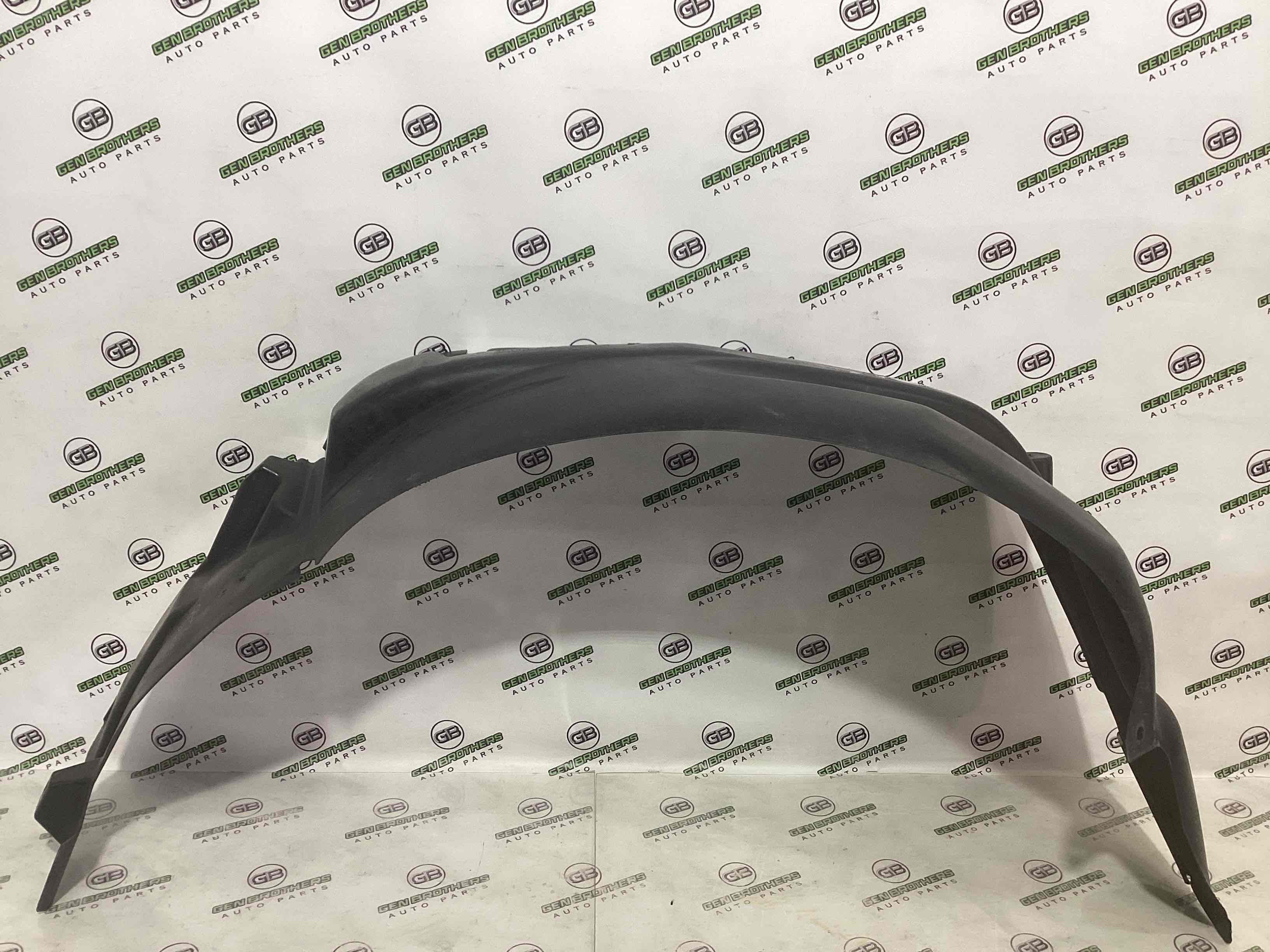 Захист арок задній правий підкрилок