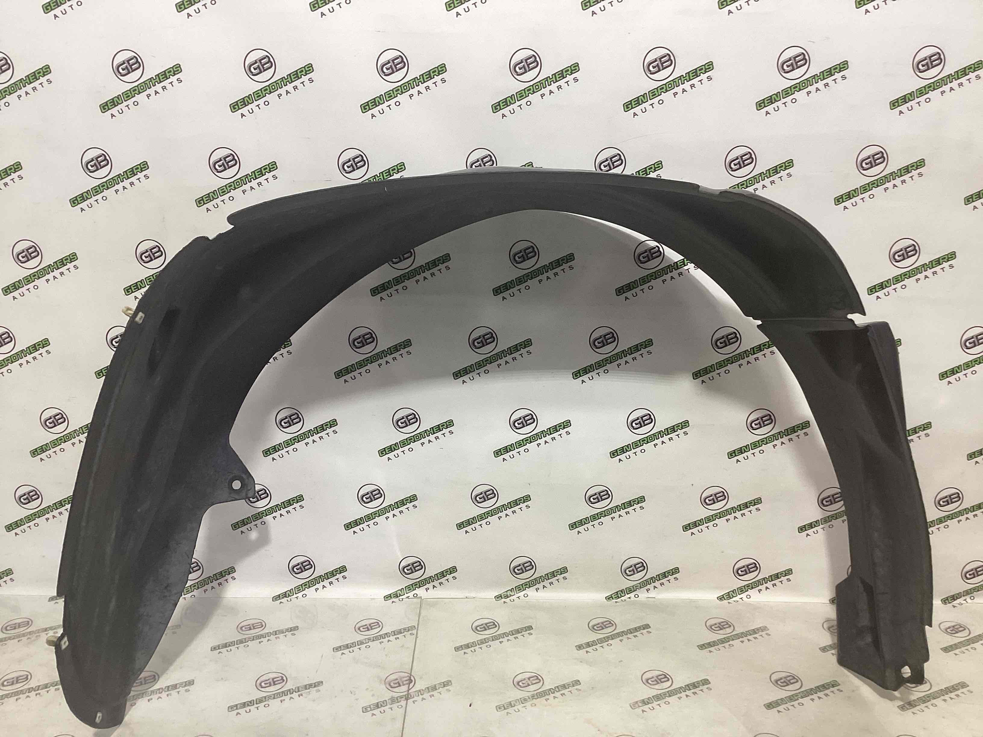 Захист арок задній правий підкрилок