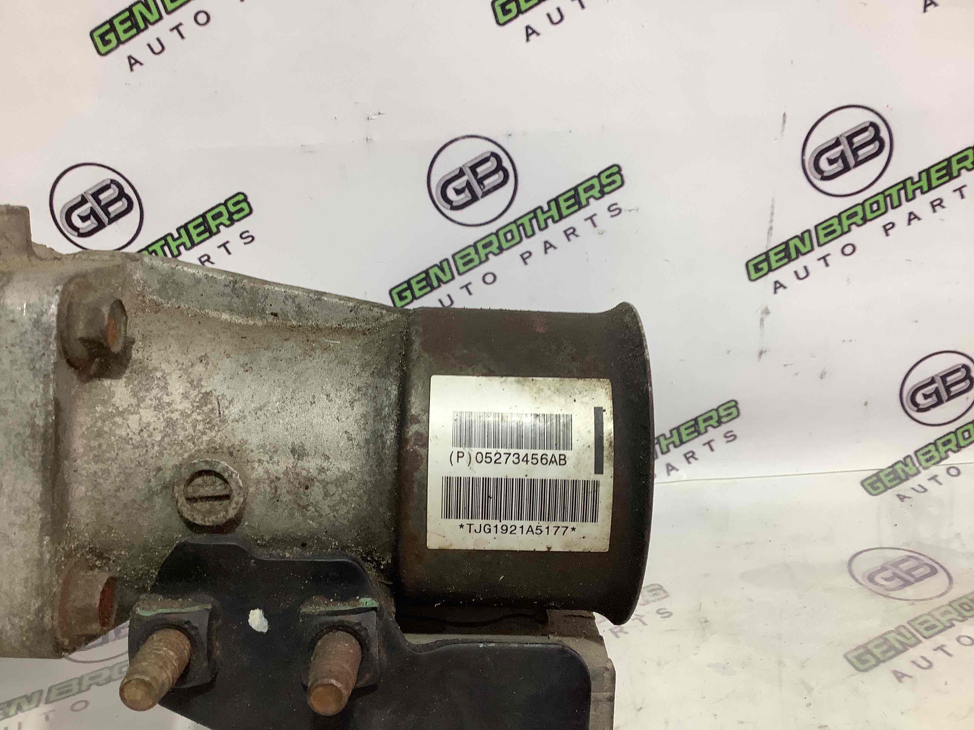 Редуктор переднього мосту