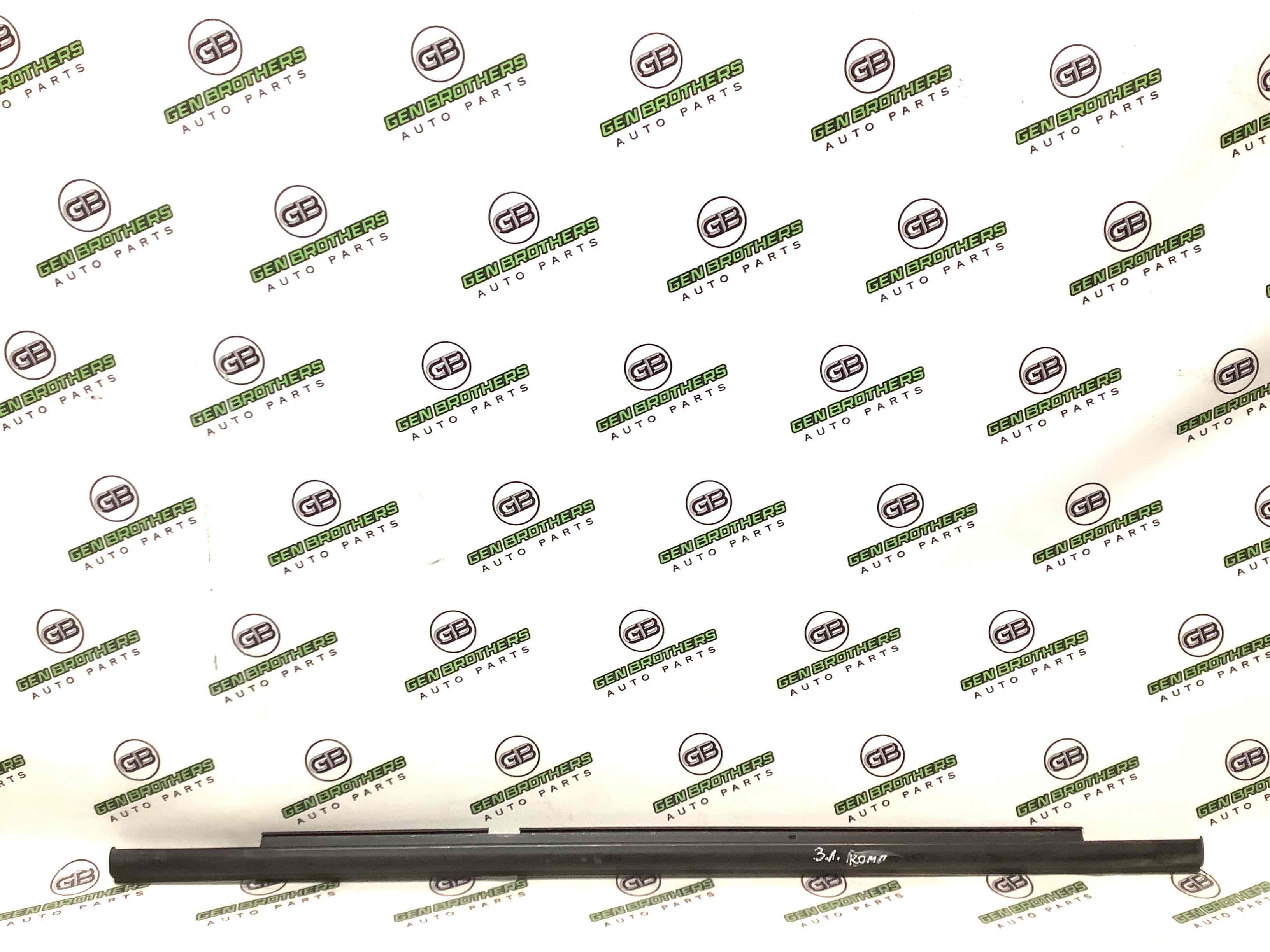 Молдинг двері задньої лівої