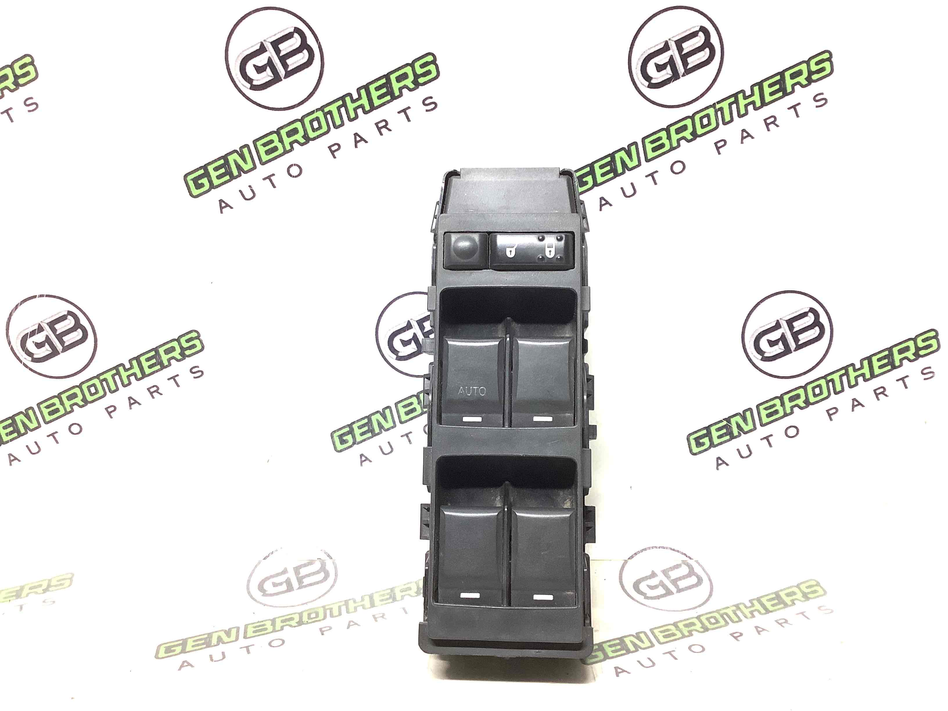 Кнопки керування склопідйомниками