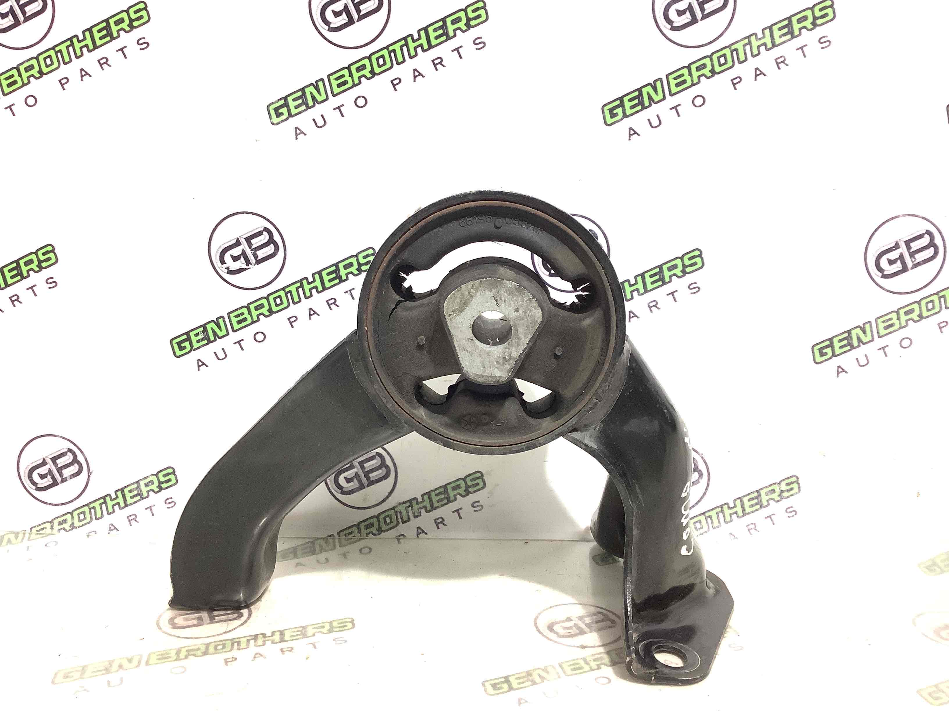 Подушка кріплення двигуна