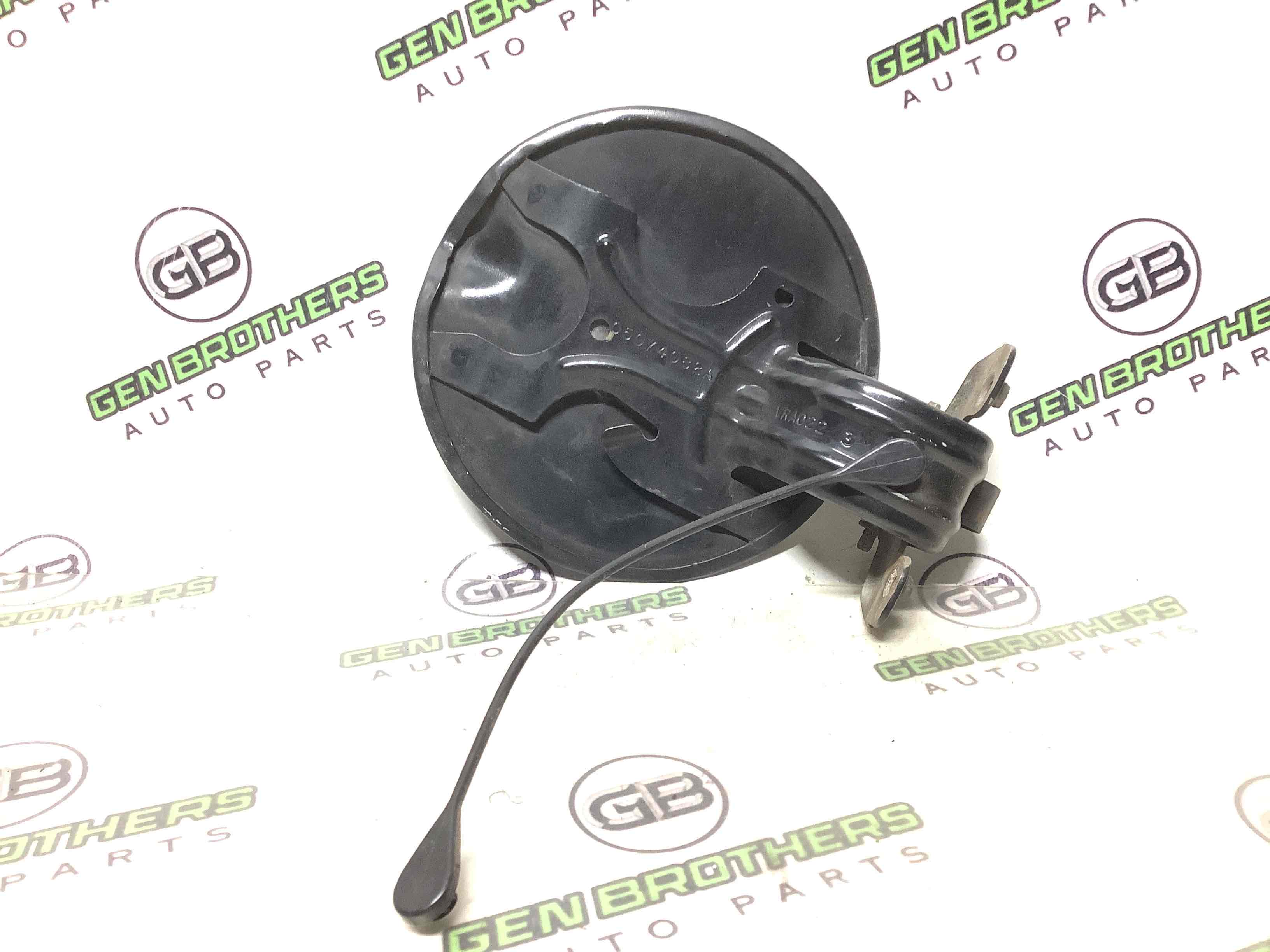 Лючок бензобака