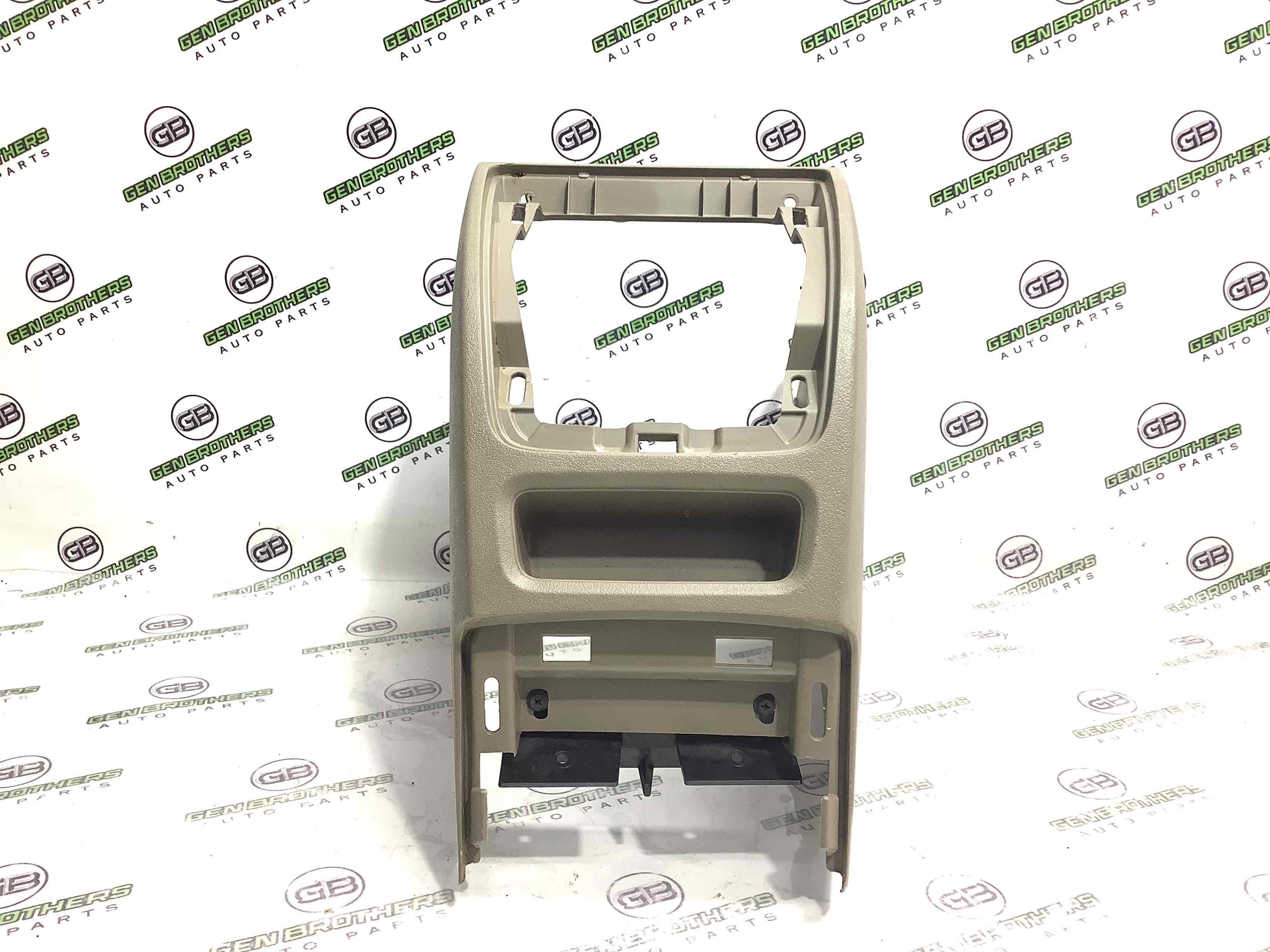 Оздоблення центральної консолі