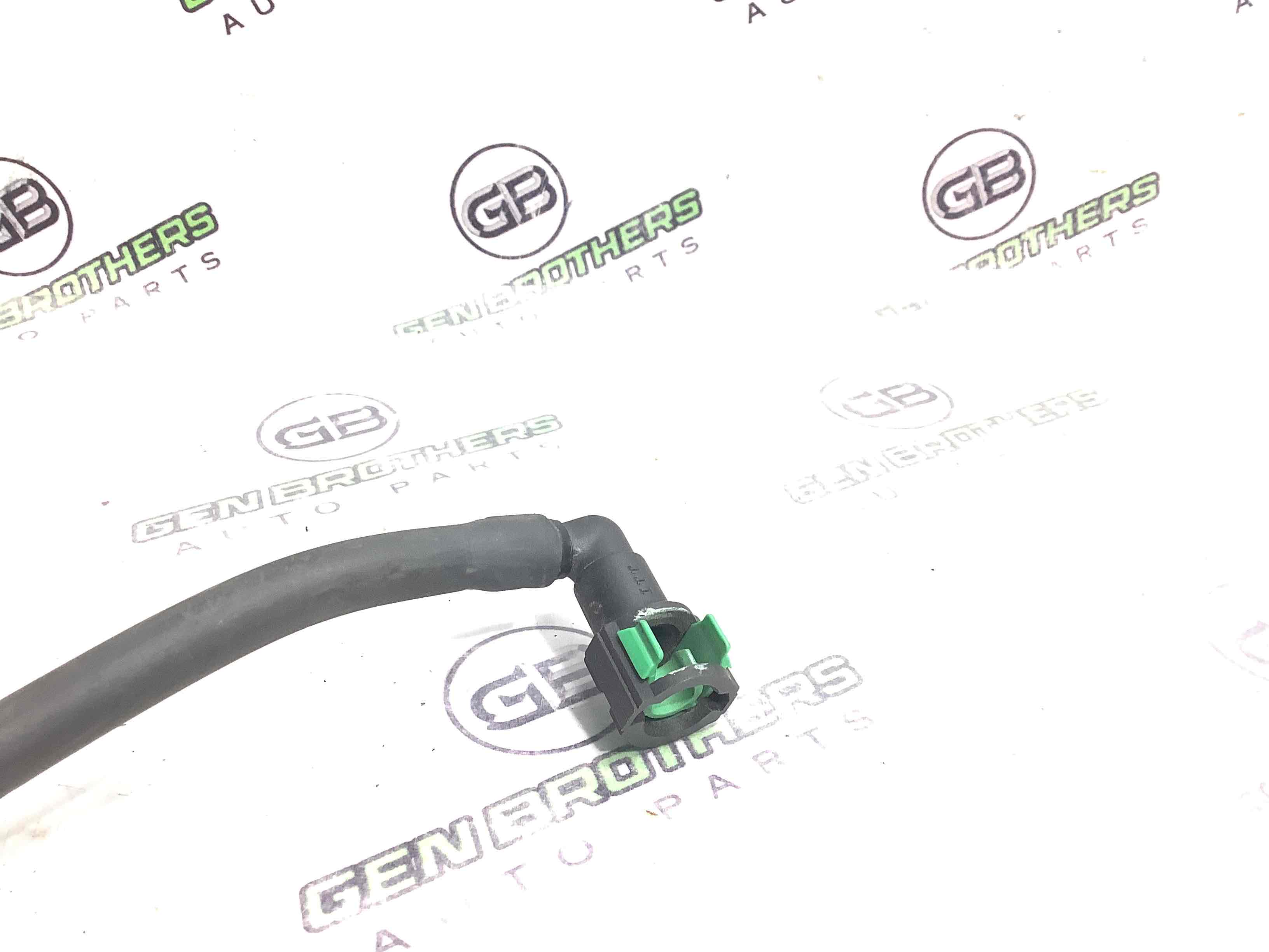 Трубка паливна