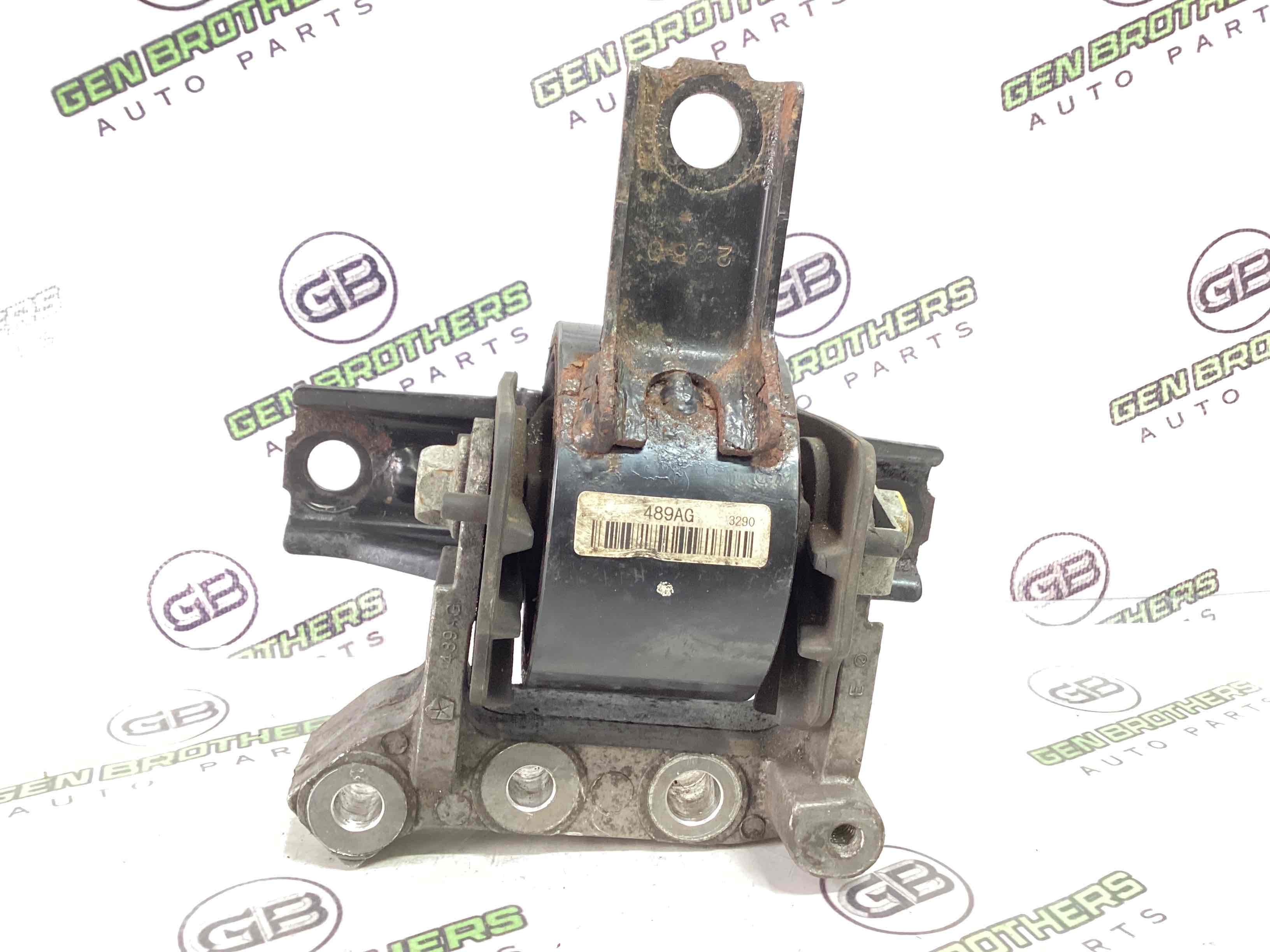 Подушка кріплення двигуна