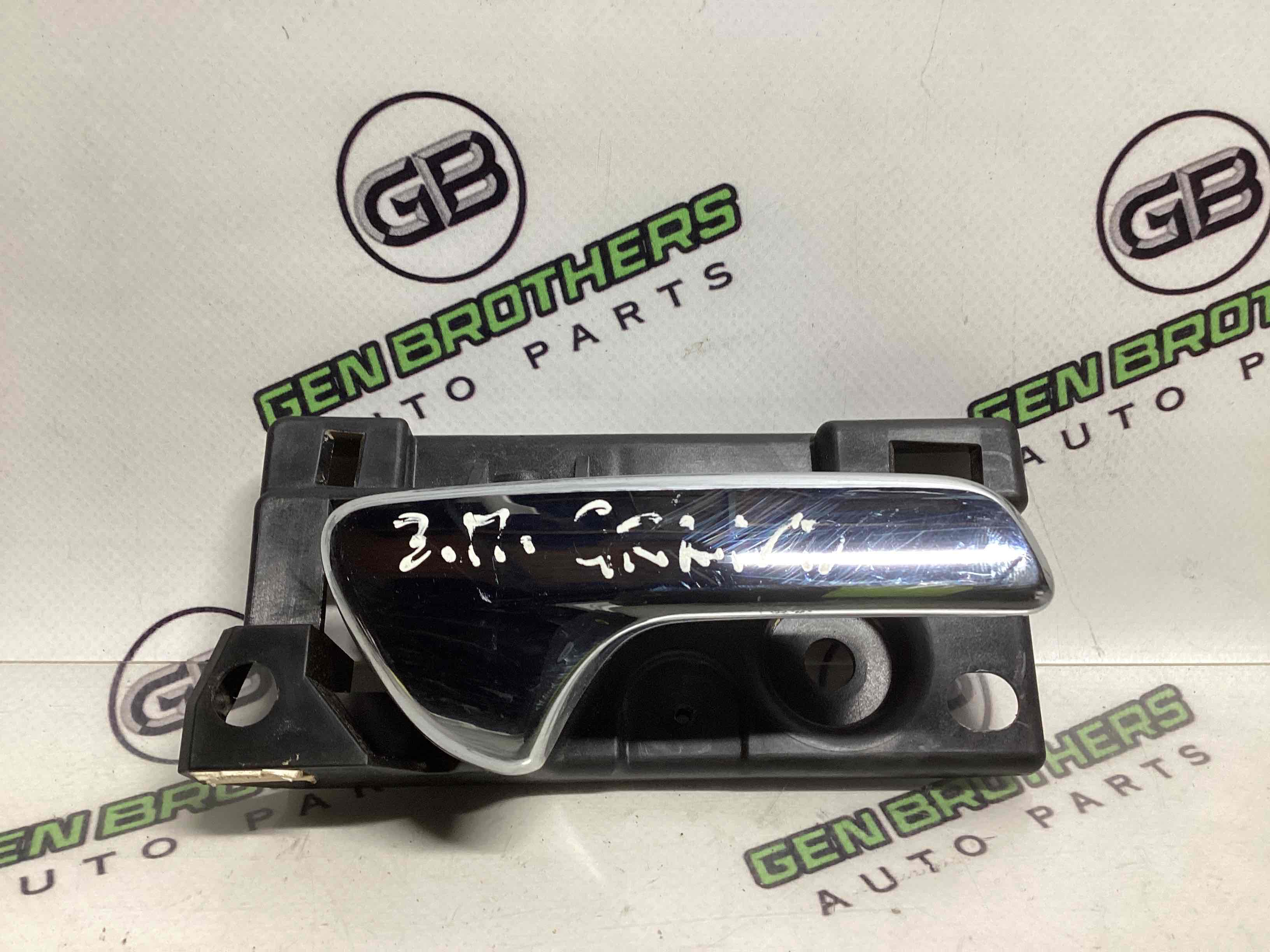 Ручка дверей салону внутрішня, поручень