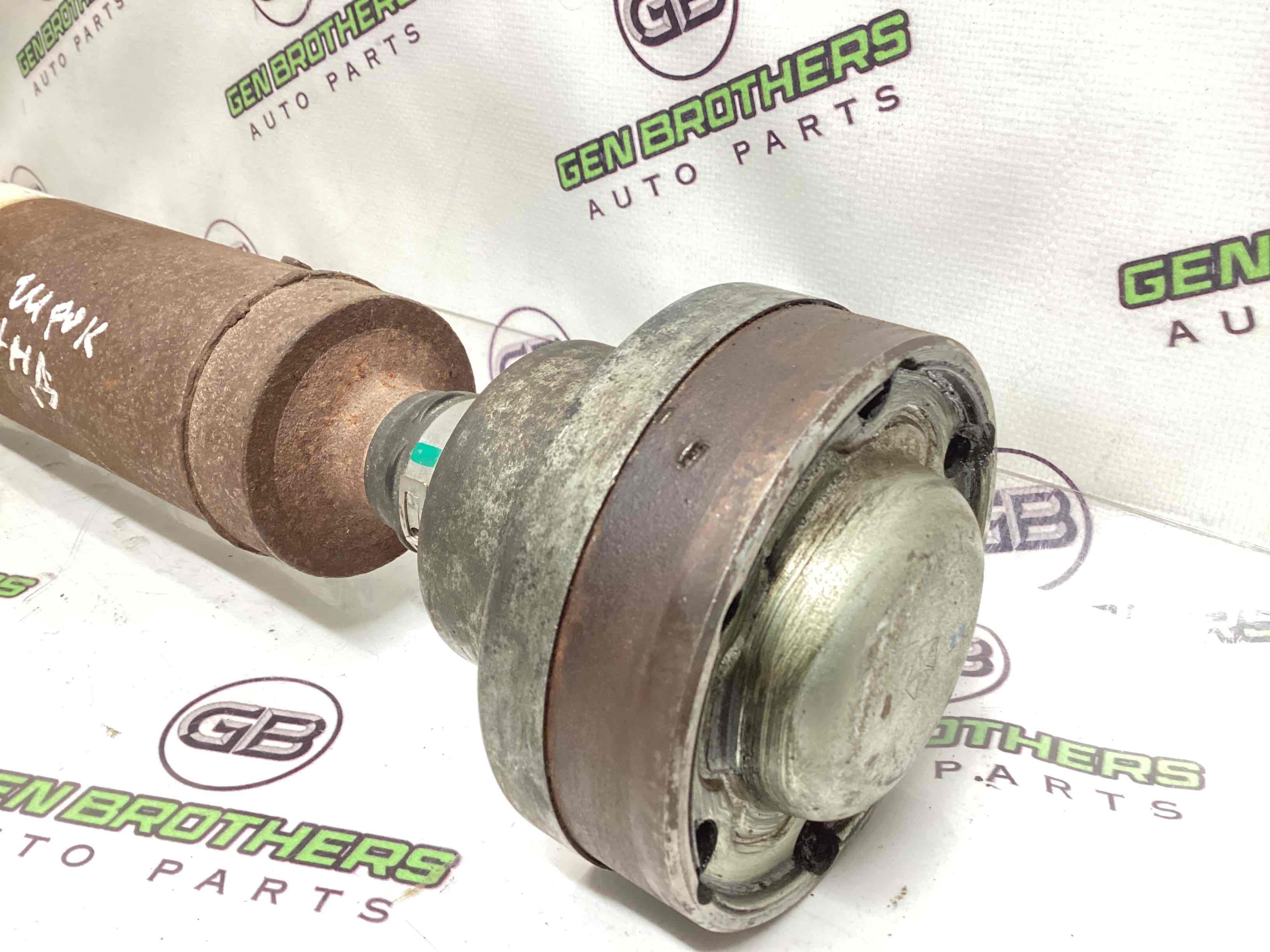 Карданний вал