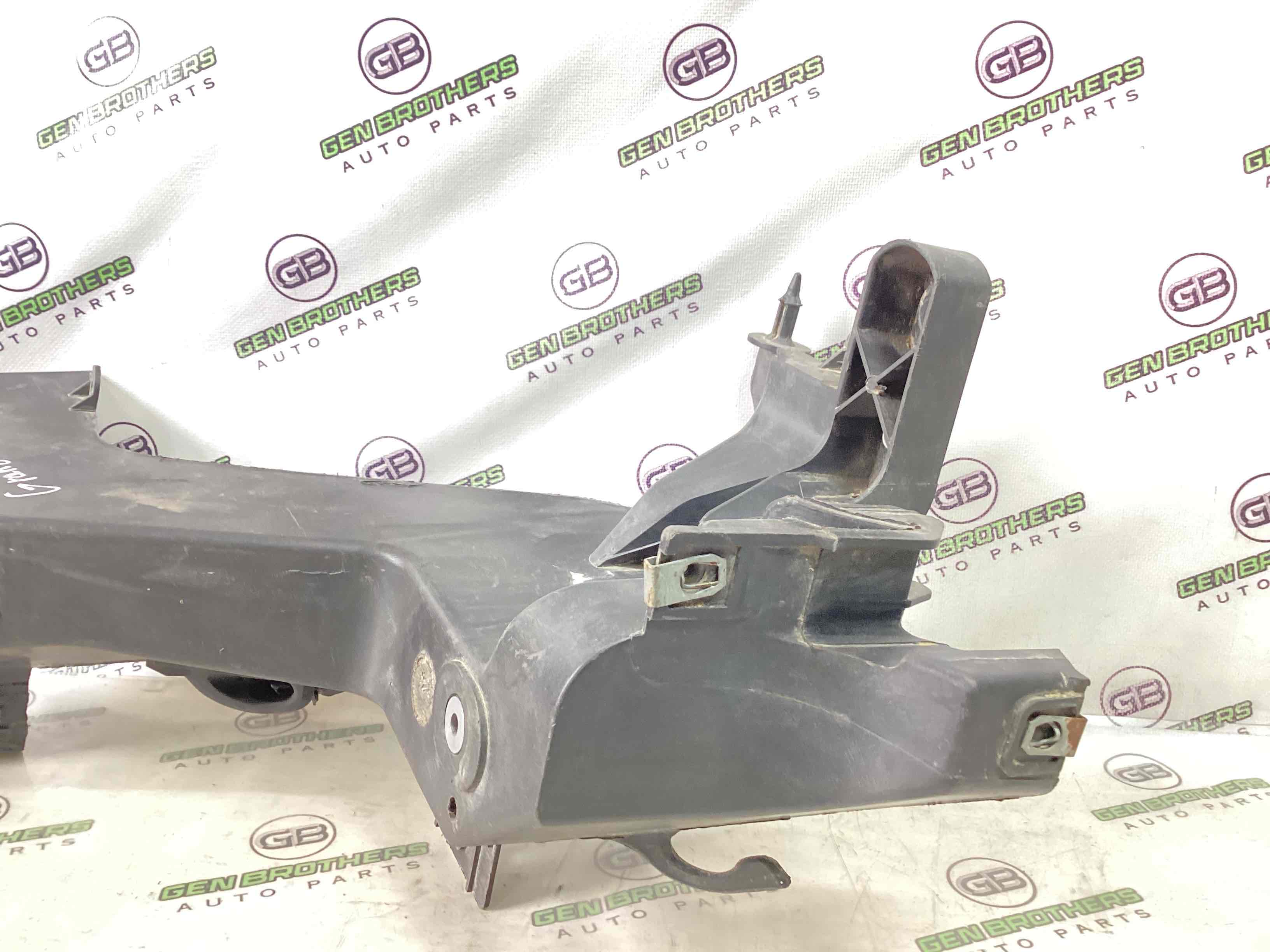 Окуляр передній