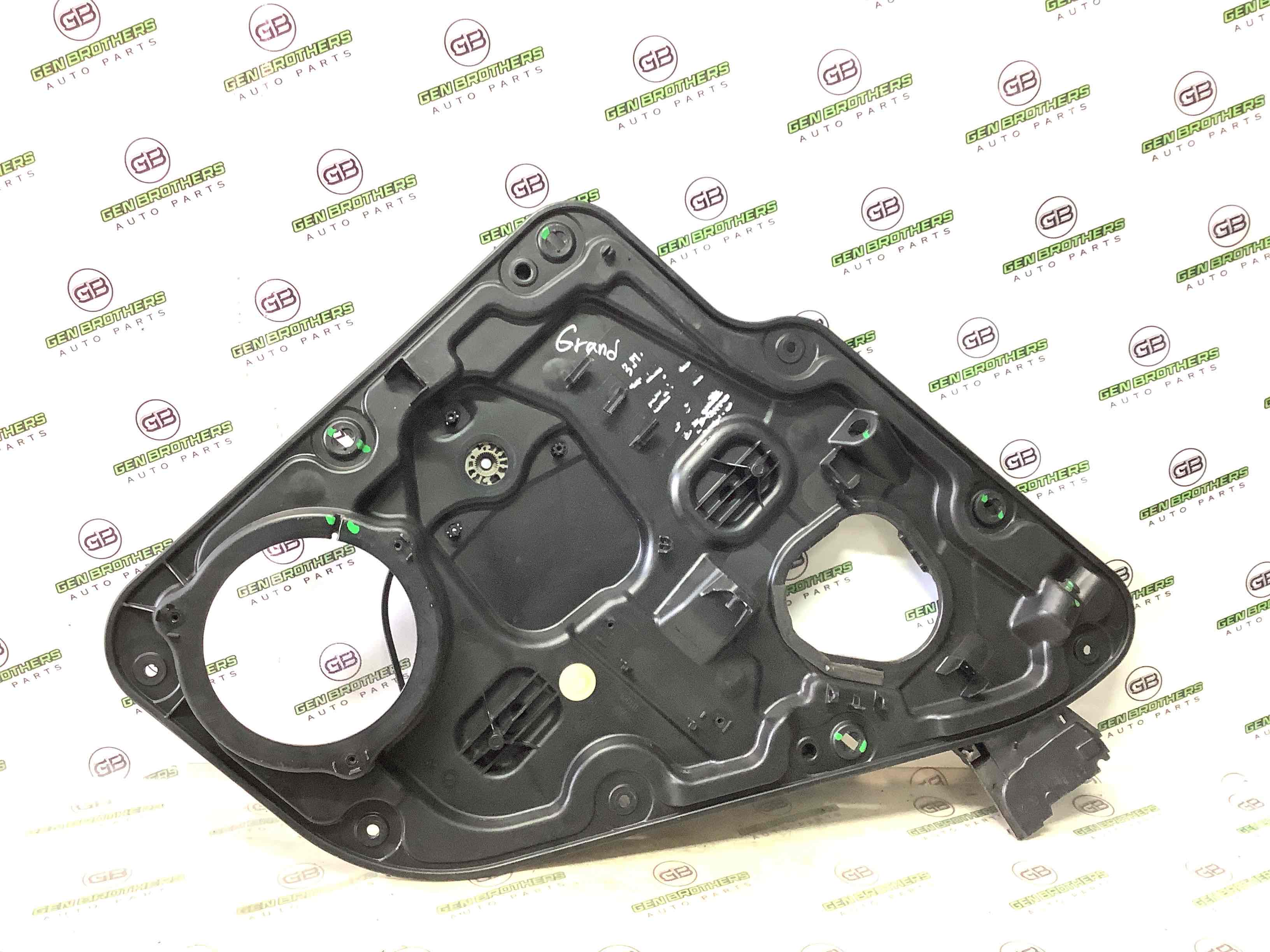 Склопідйомник задній правий