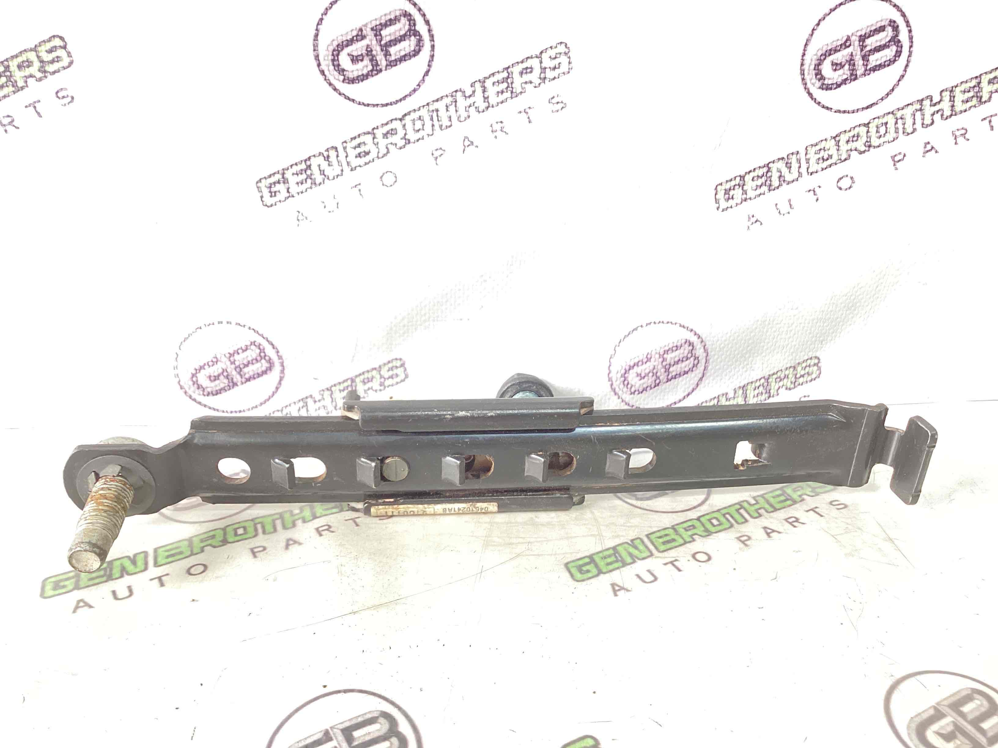 Регулятор висоти ременя безпеки