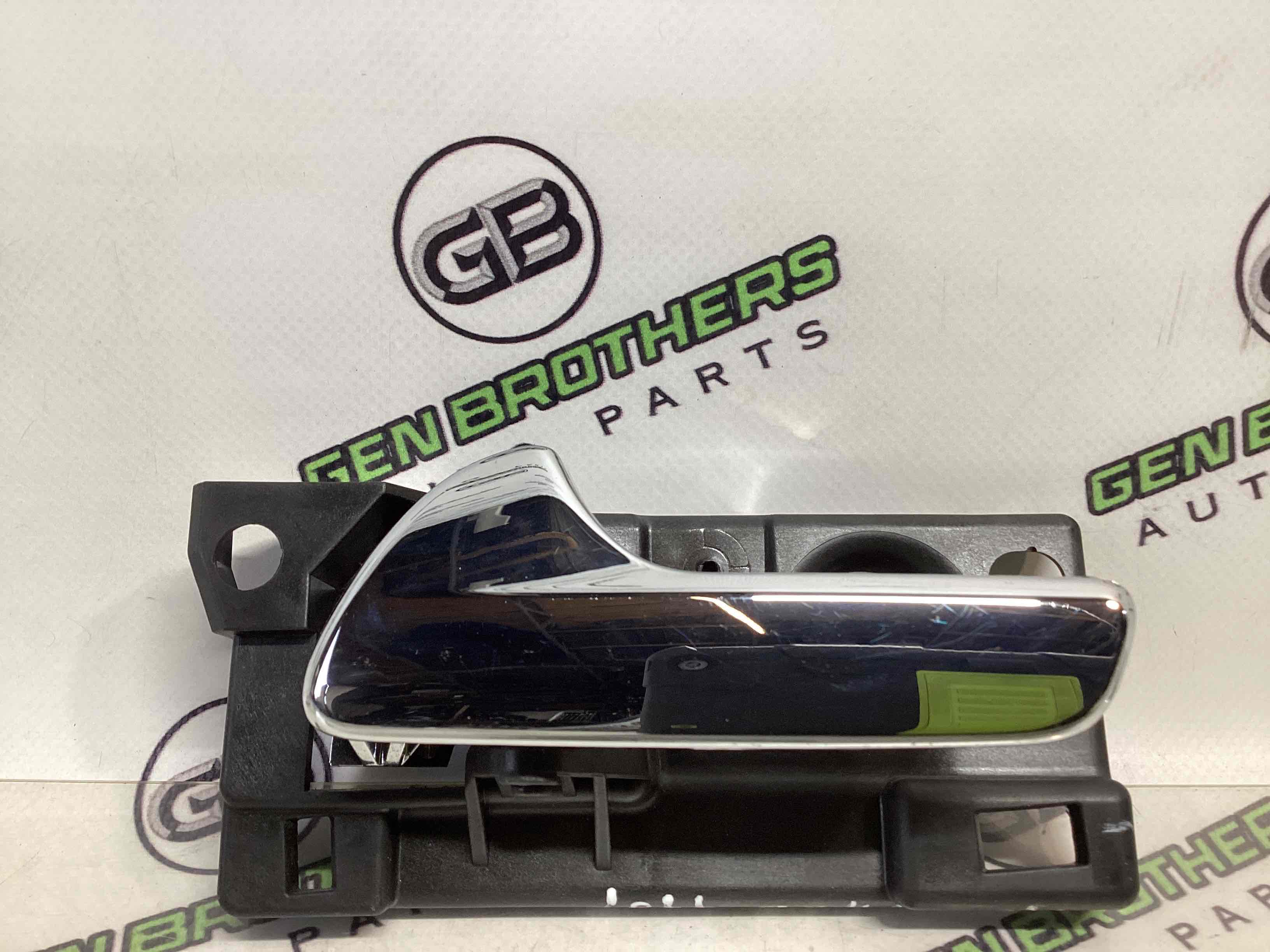 Ручка дверей салону внутрішня, поручень