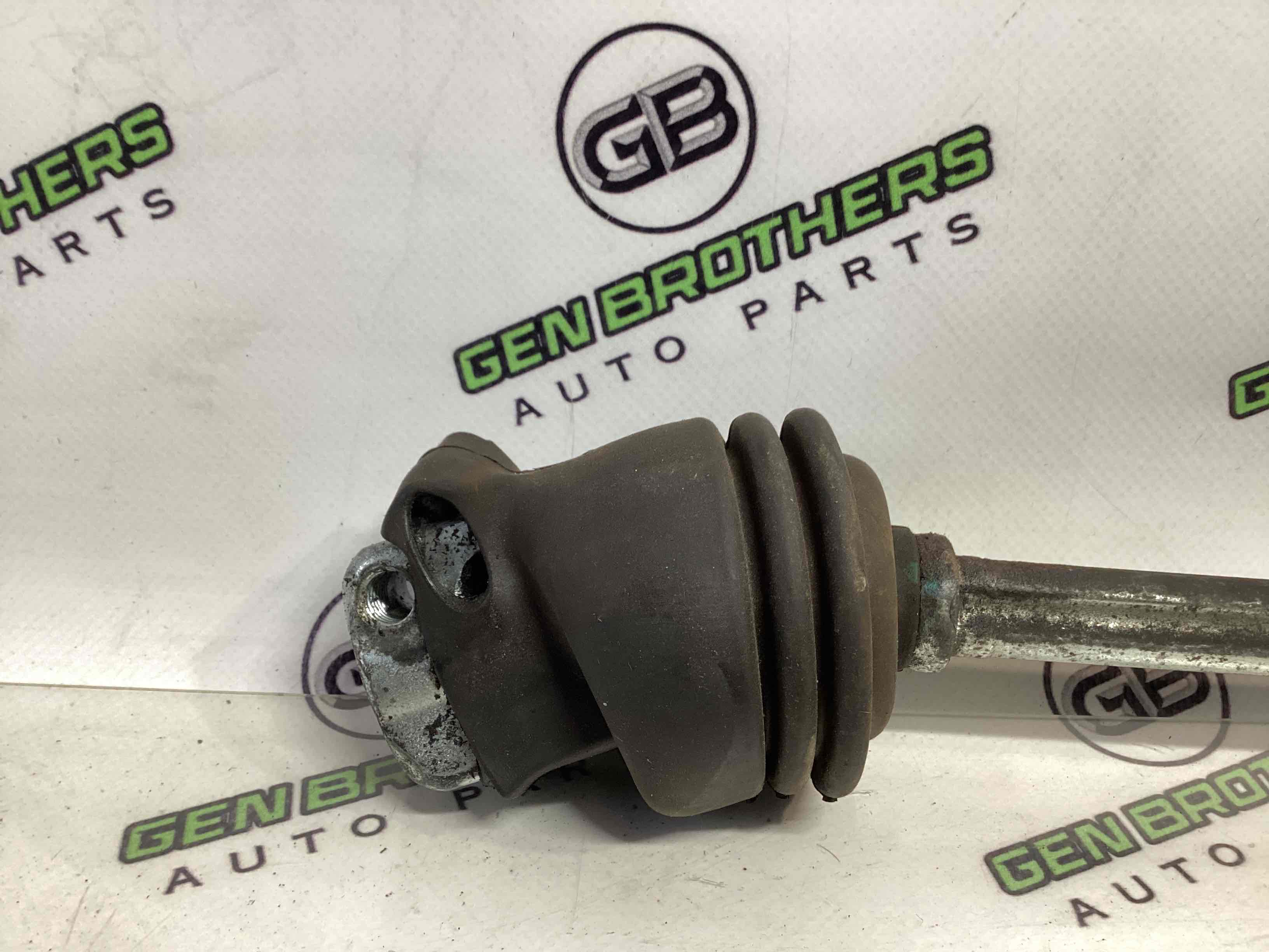 Рульовий кардан, кермовий вал