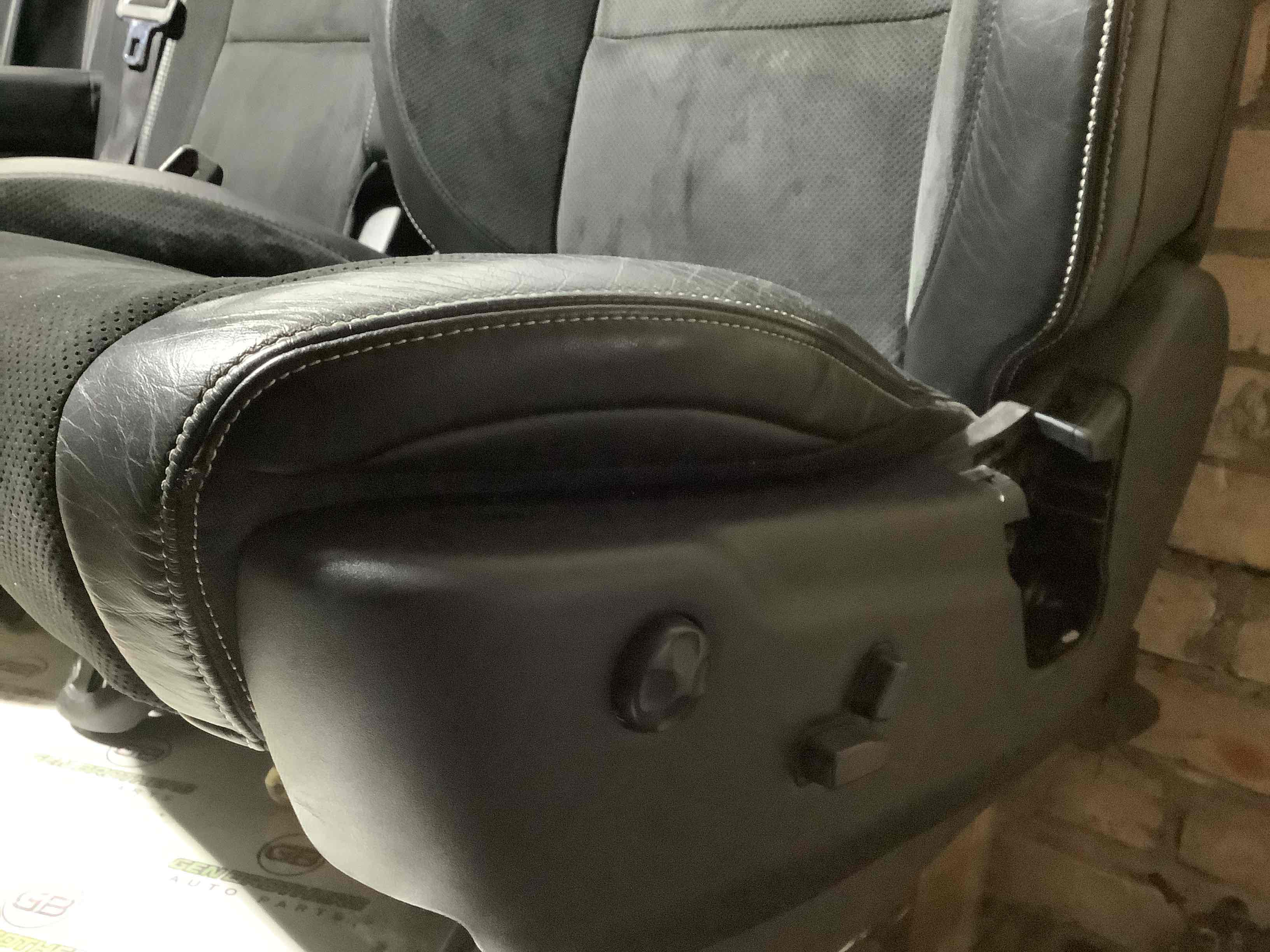 Салон комплект сидінь