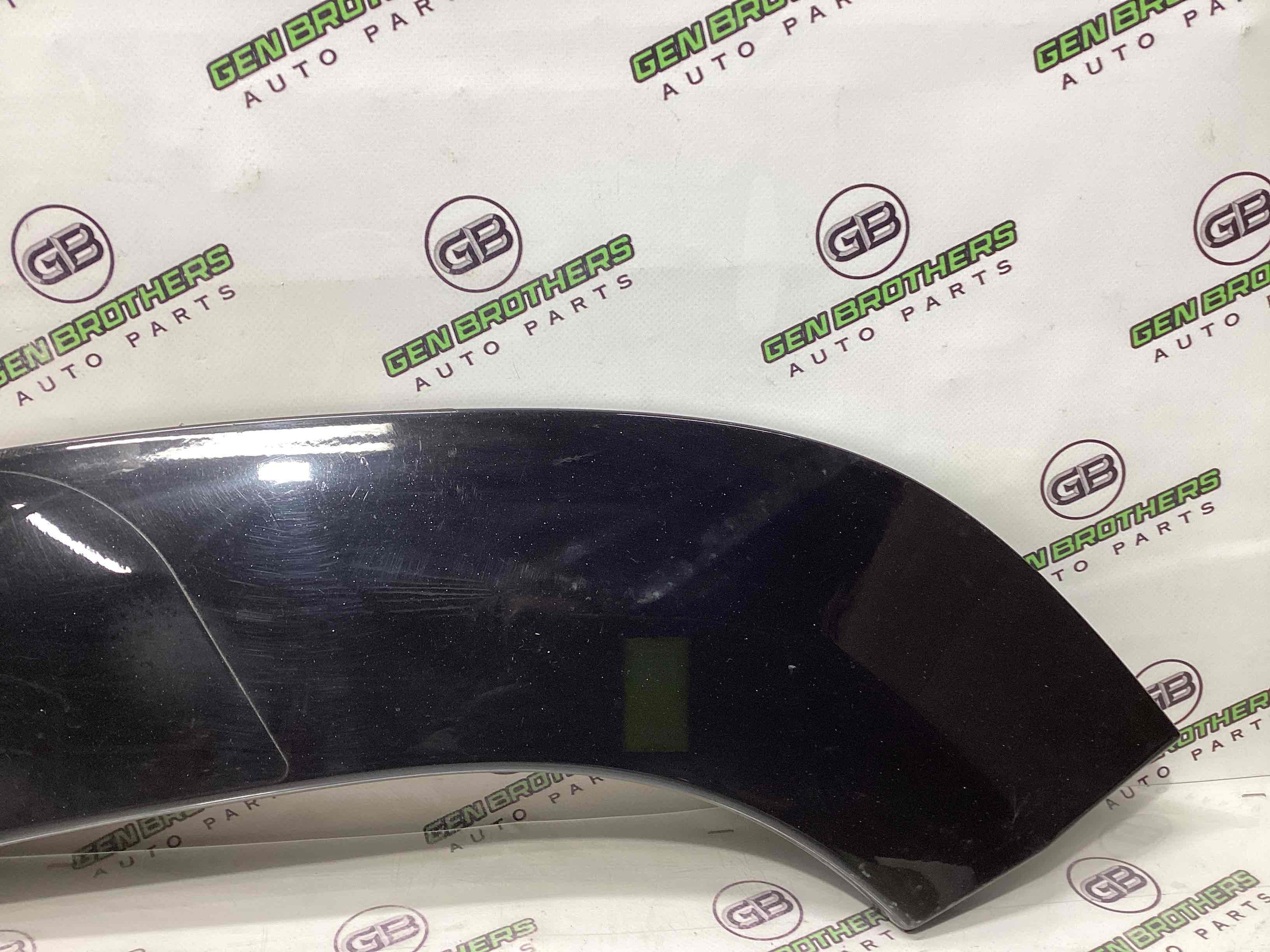 Молдинг двері задньої лівої