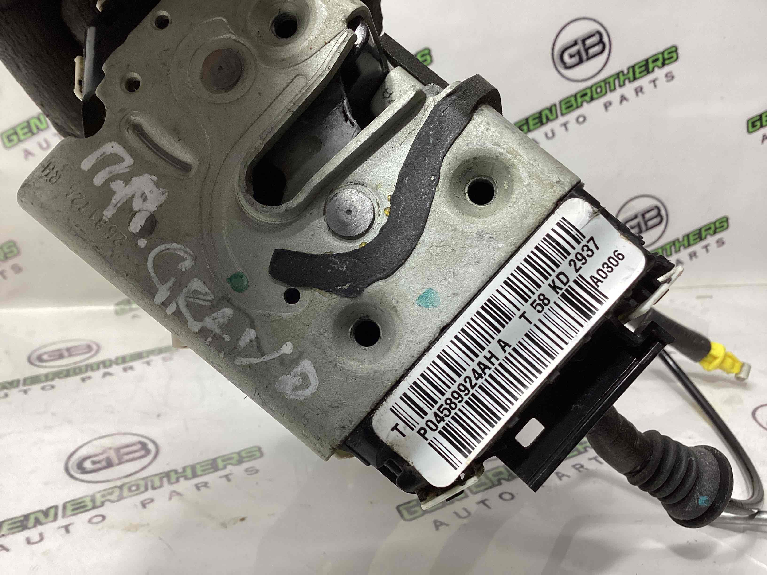 Замок дверей передньої правої