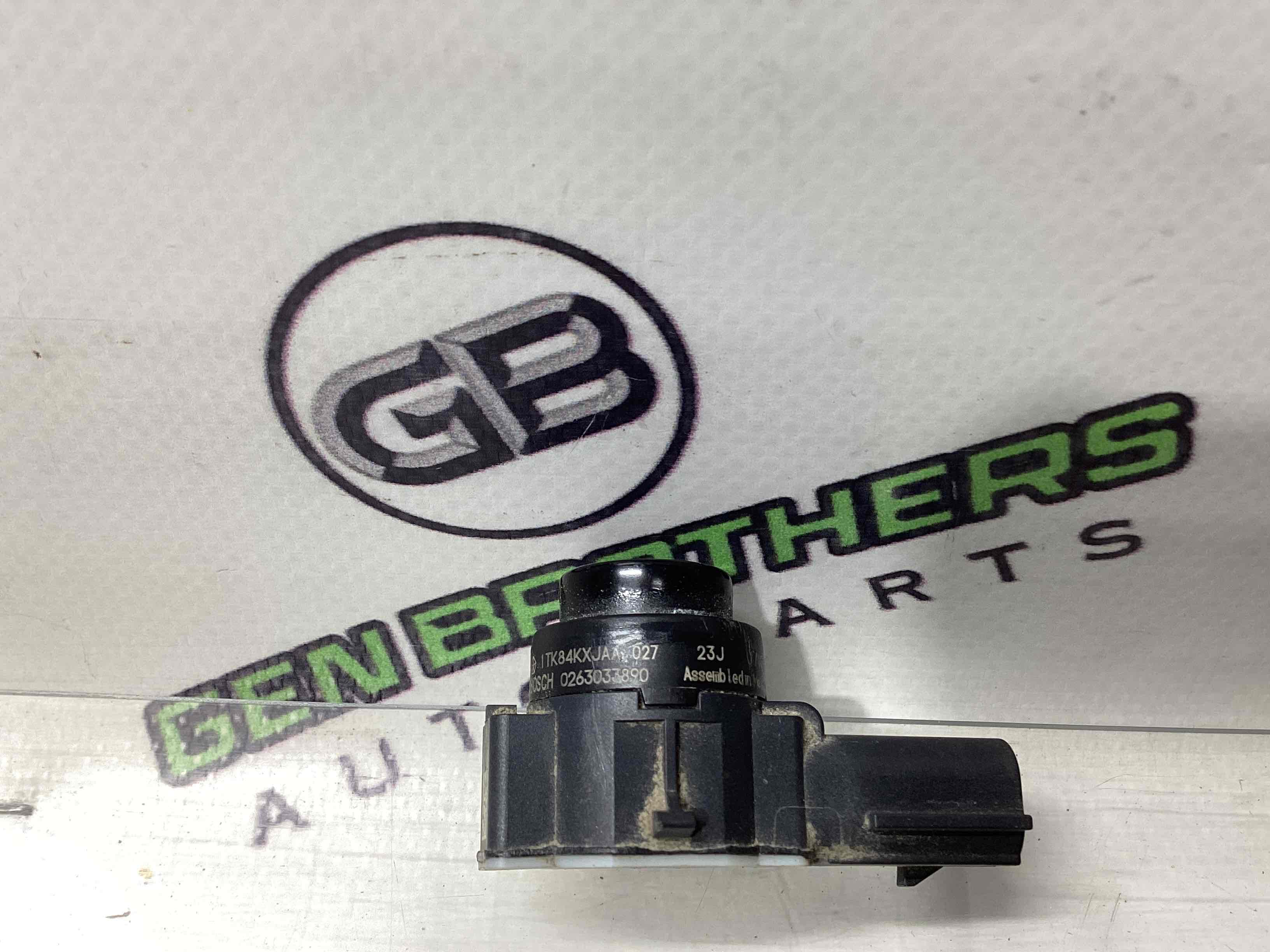 Парктронік, кріплення, корпус