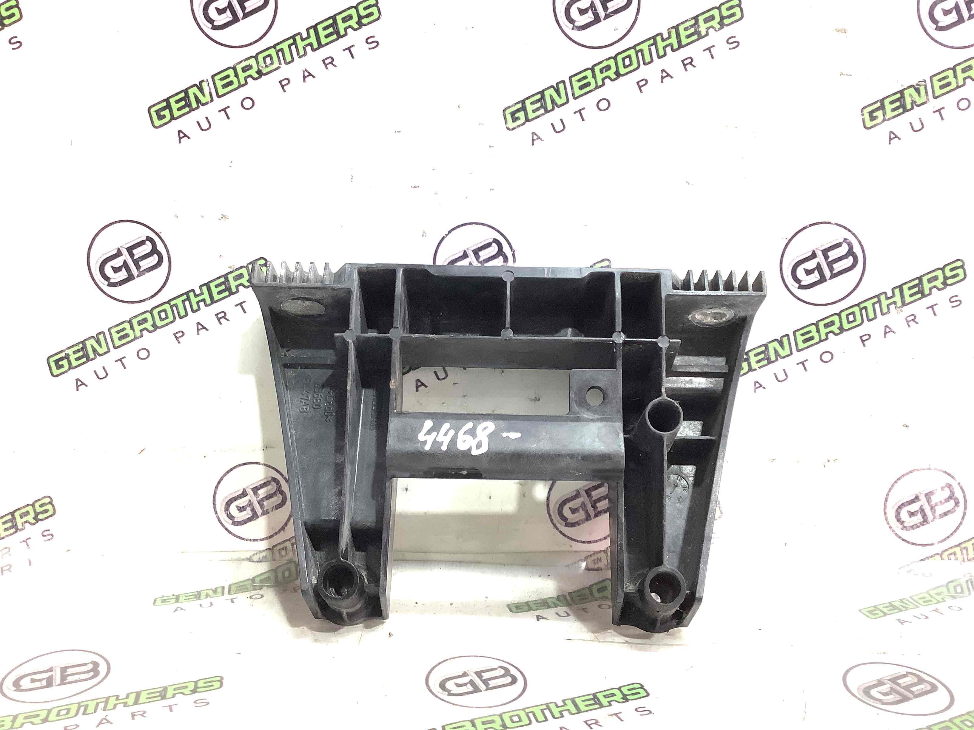 Кріплення, кронштейн