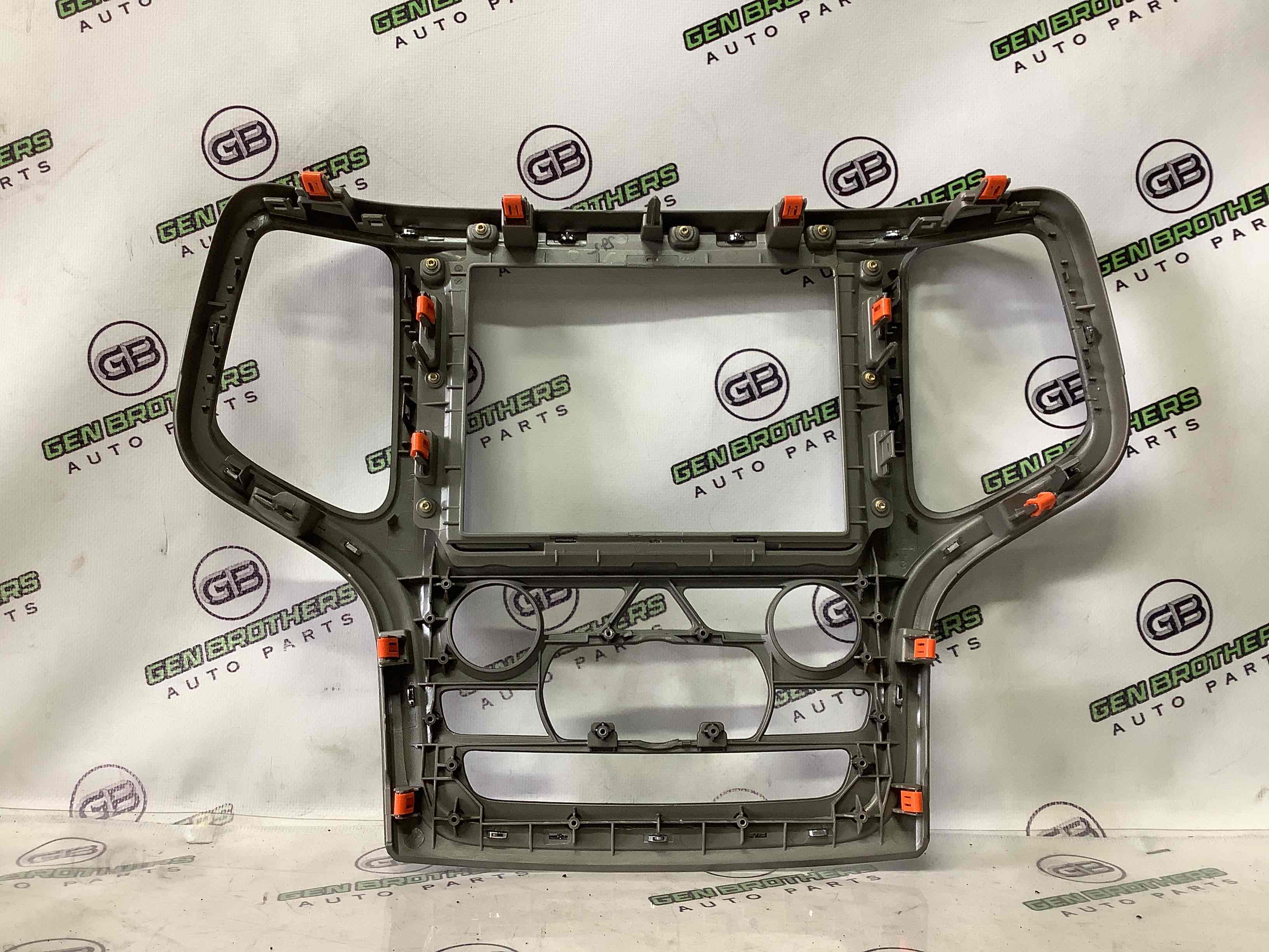 Рамка магнітоли