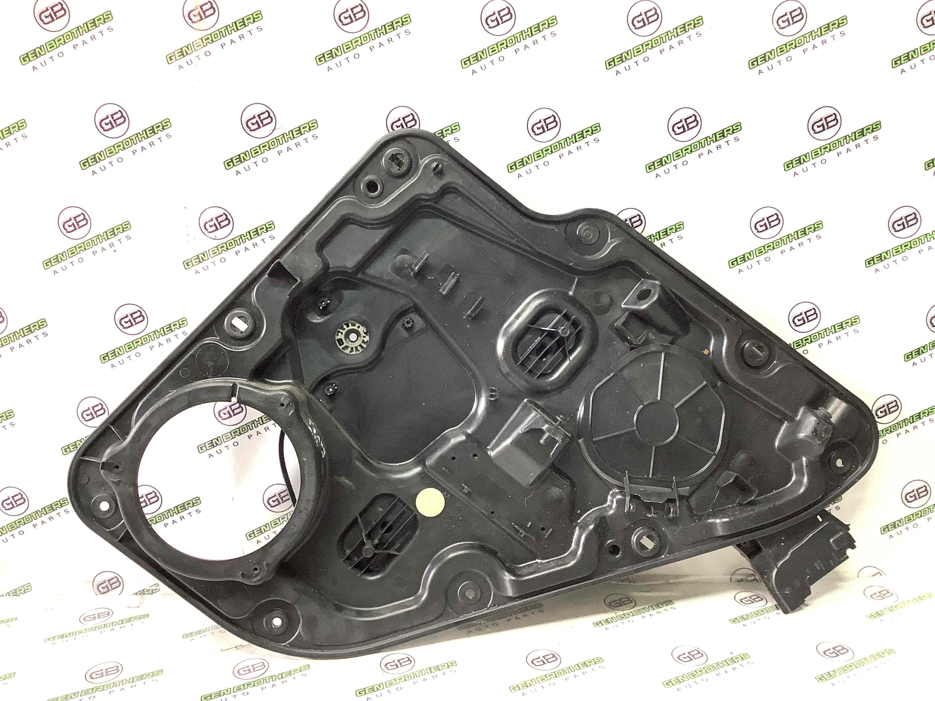 Склопідйомник задній правий