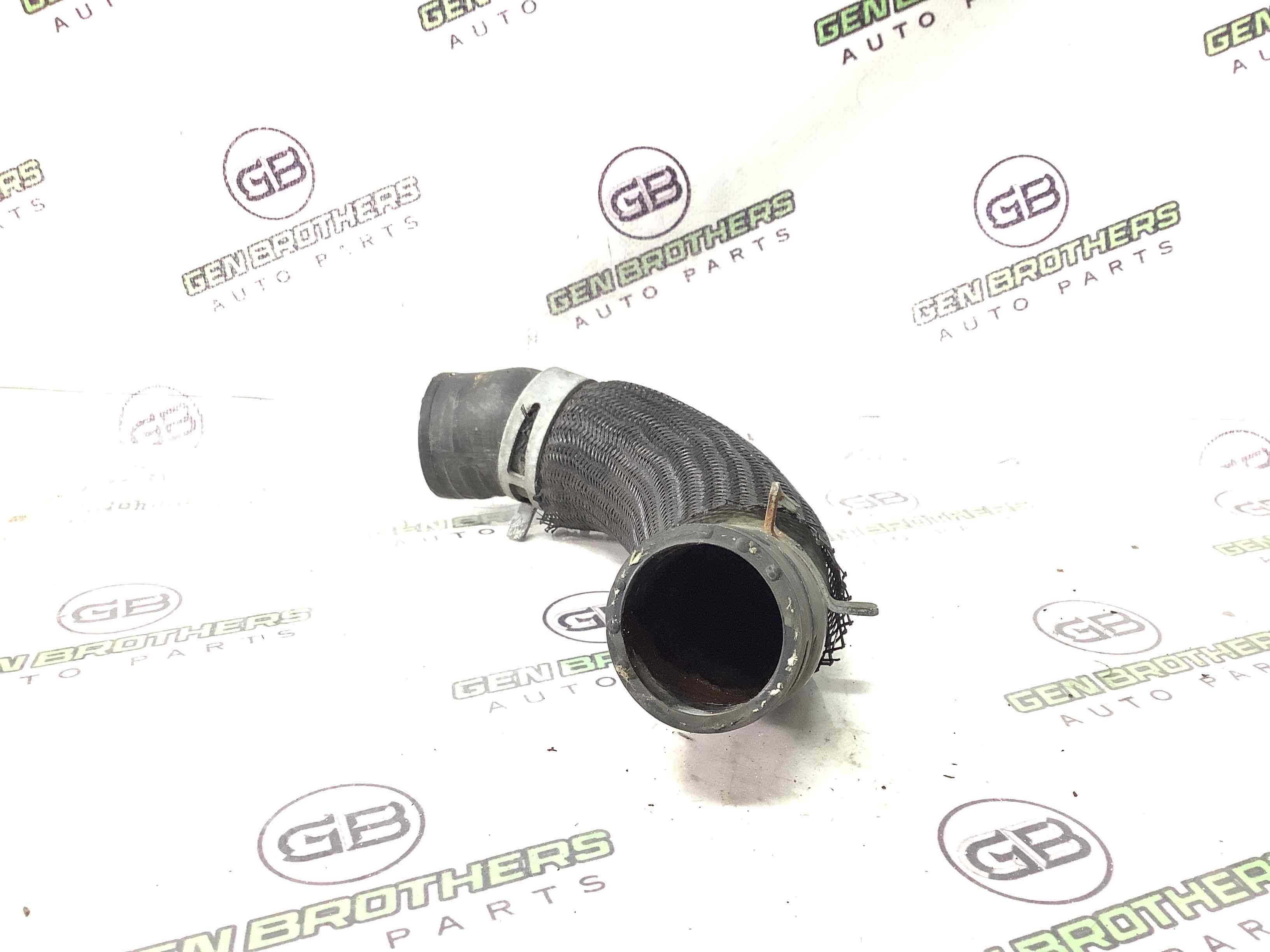 Патрубок радіаторів