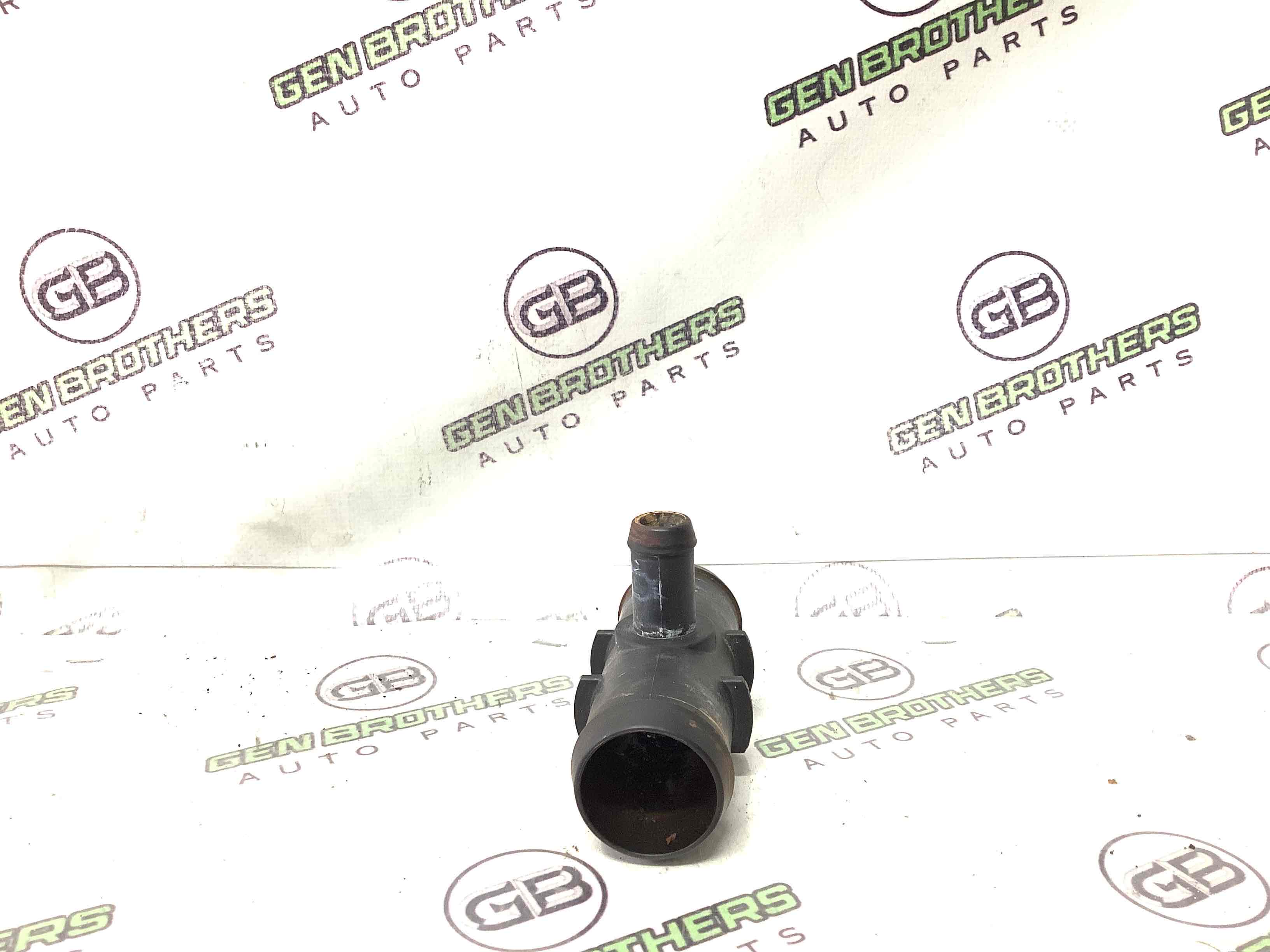 Фланець системи охолодження