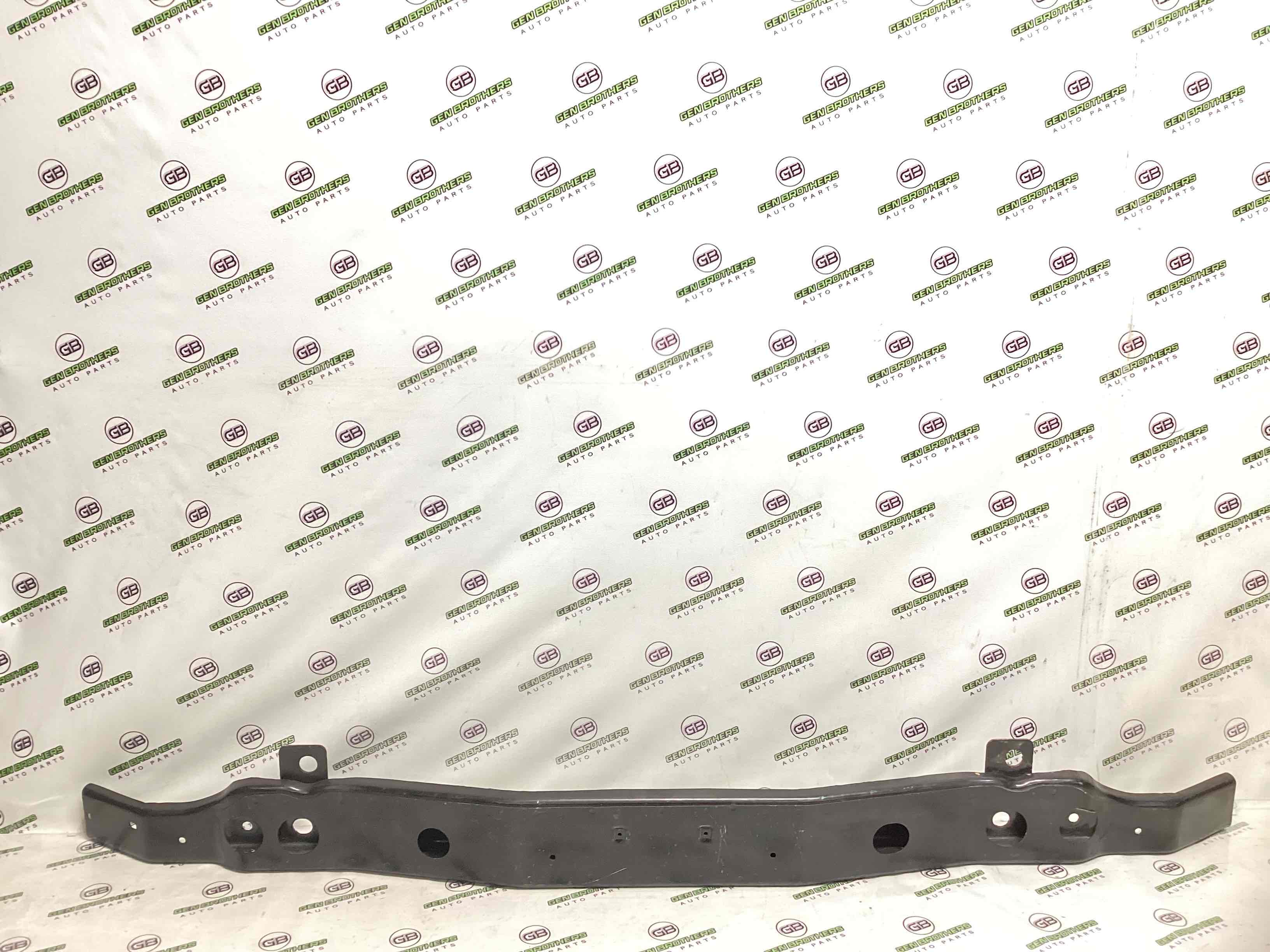 Підсилювач бампера переднього