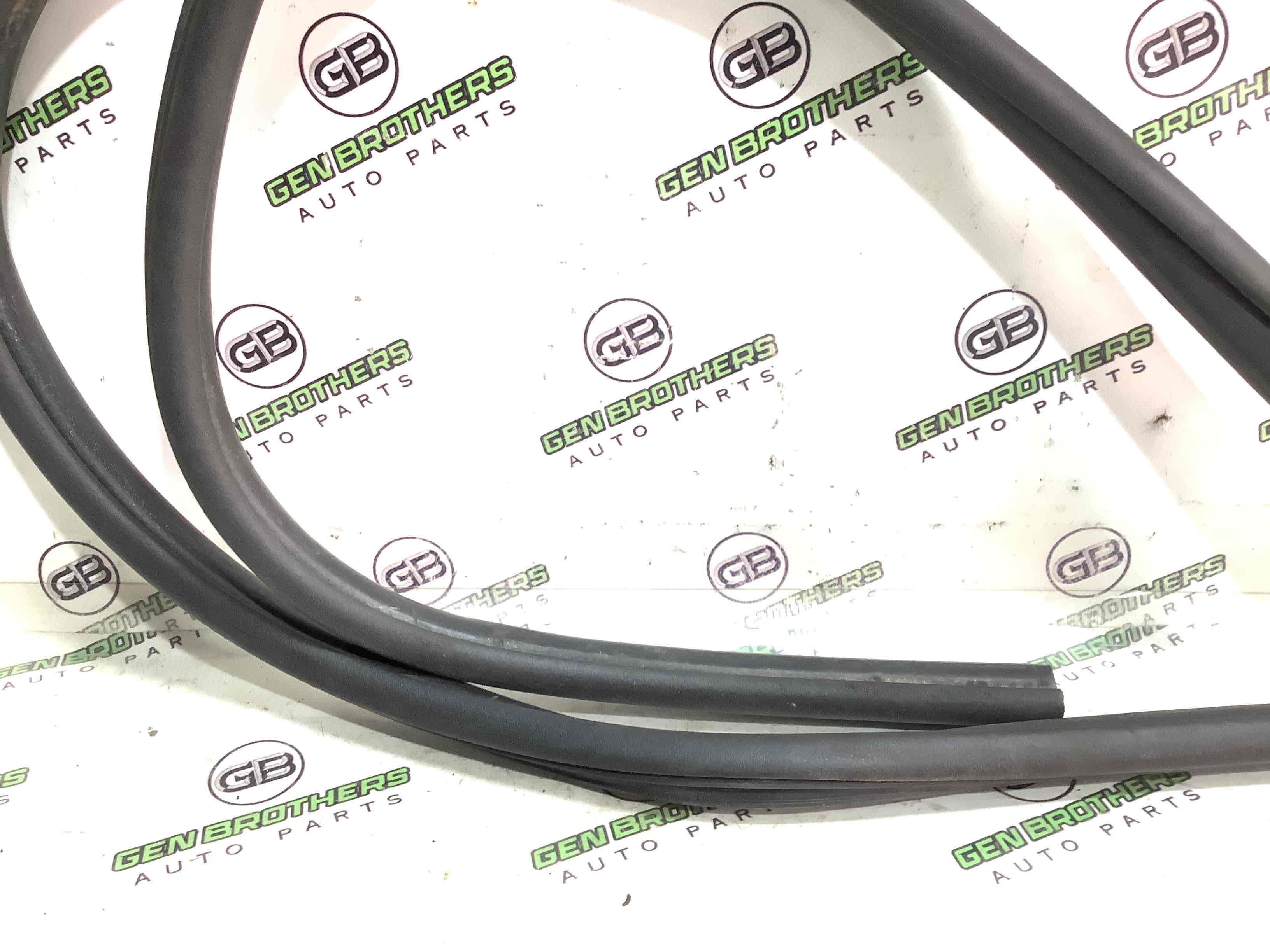 Уплотнитель стекла, двери